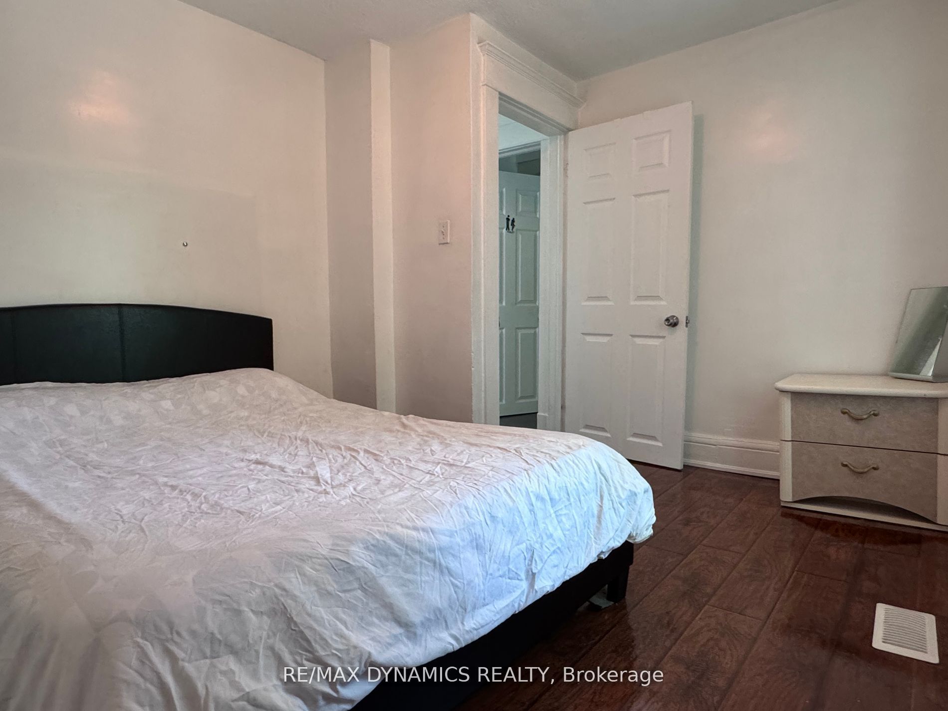 5463 Palmer Avenue Property Photo 18