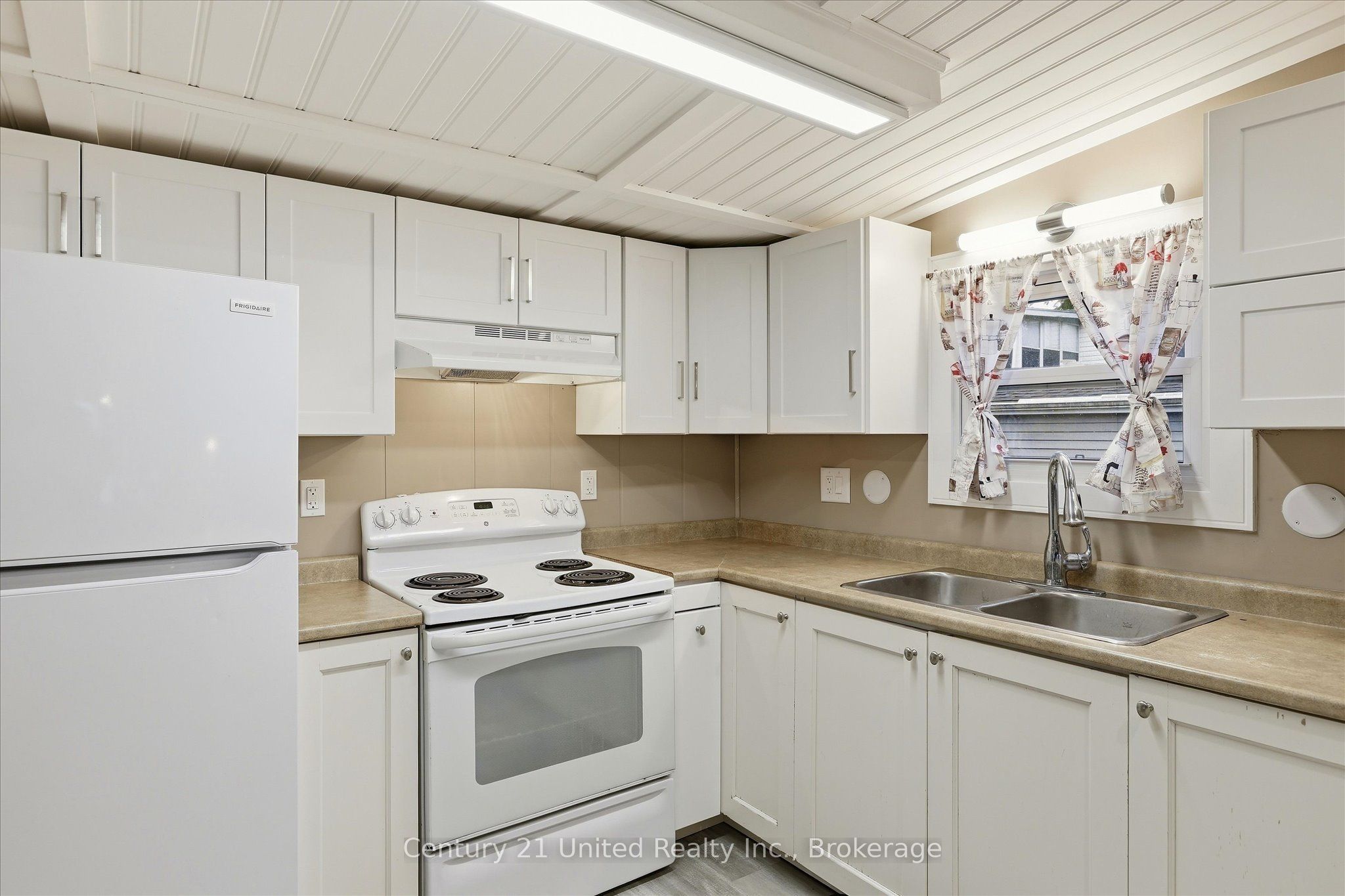 740 Serpent Mounds - 7 Poplar Drive Property Photo 7