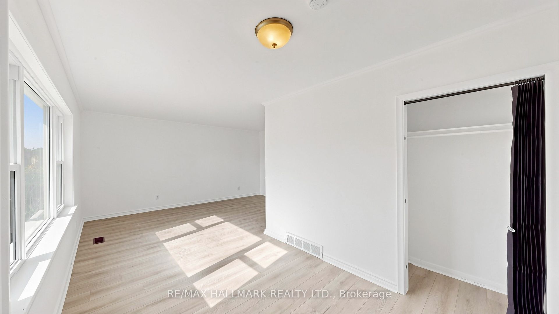 86 Queen Street Property Photo 9