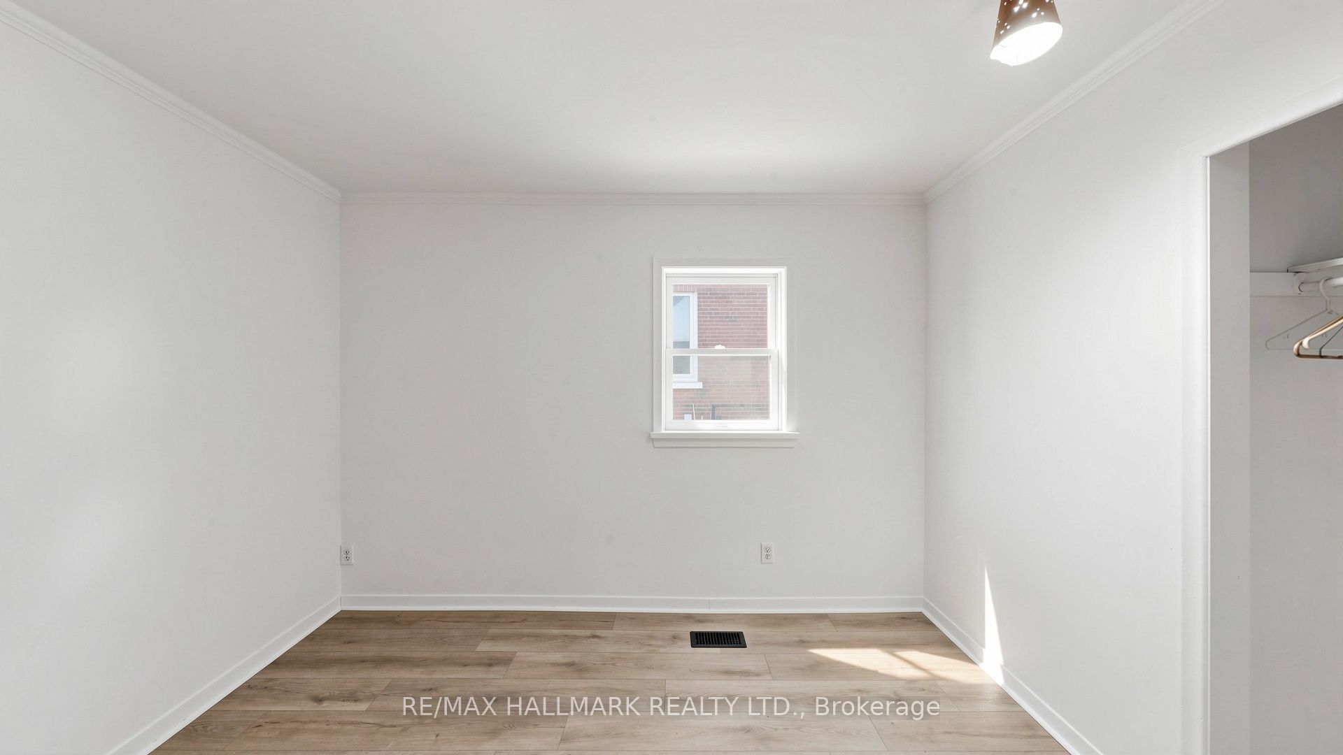 86 Queen Street Property Photo 24
