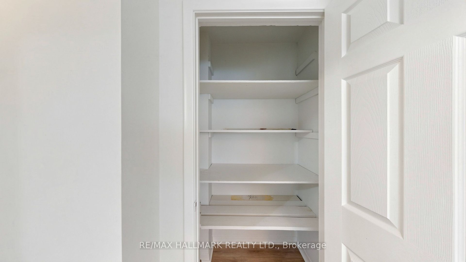 86 Queen Street Property Photo 33