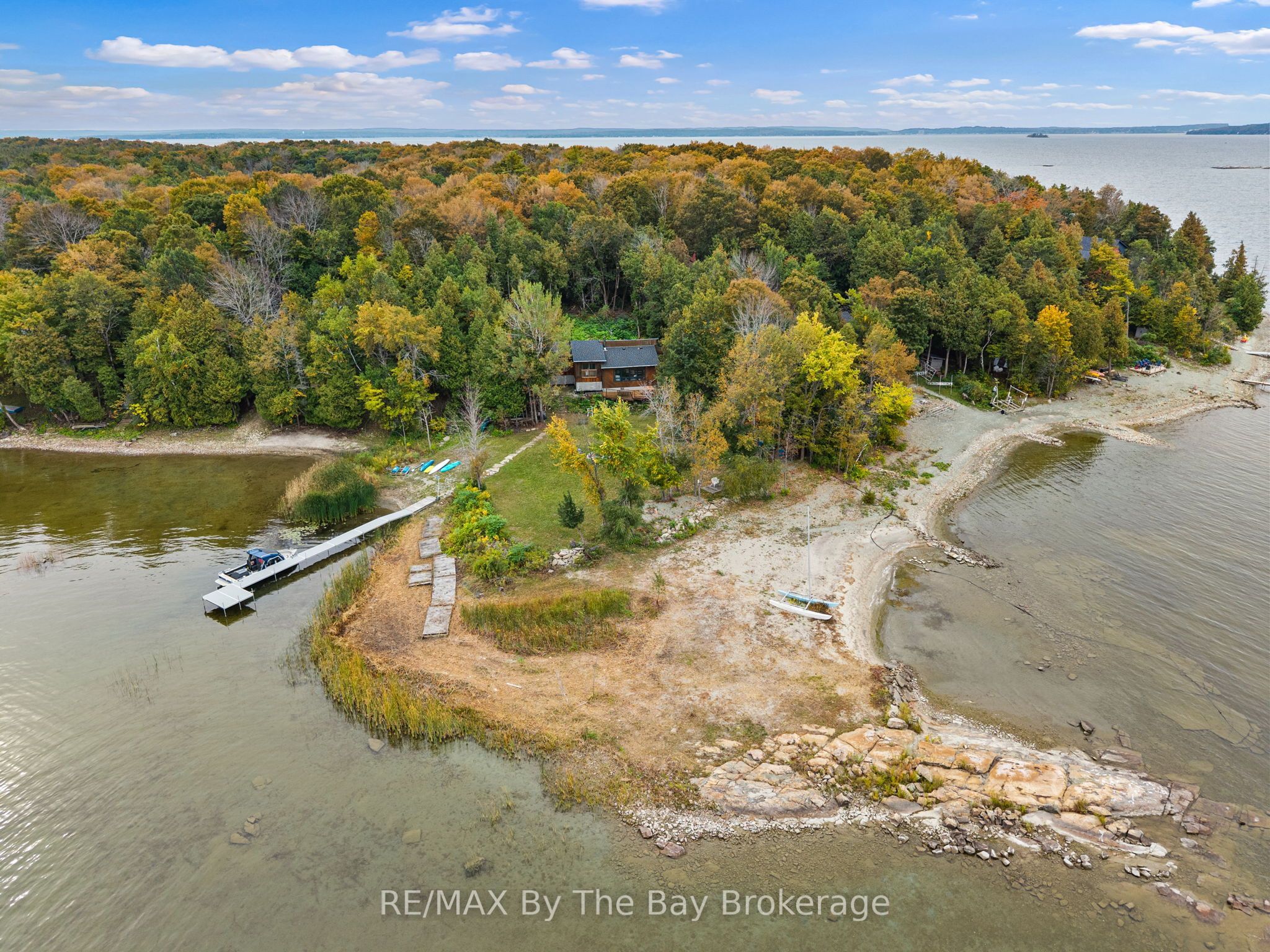 20 Island 404/quarry Island Property Photo 1