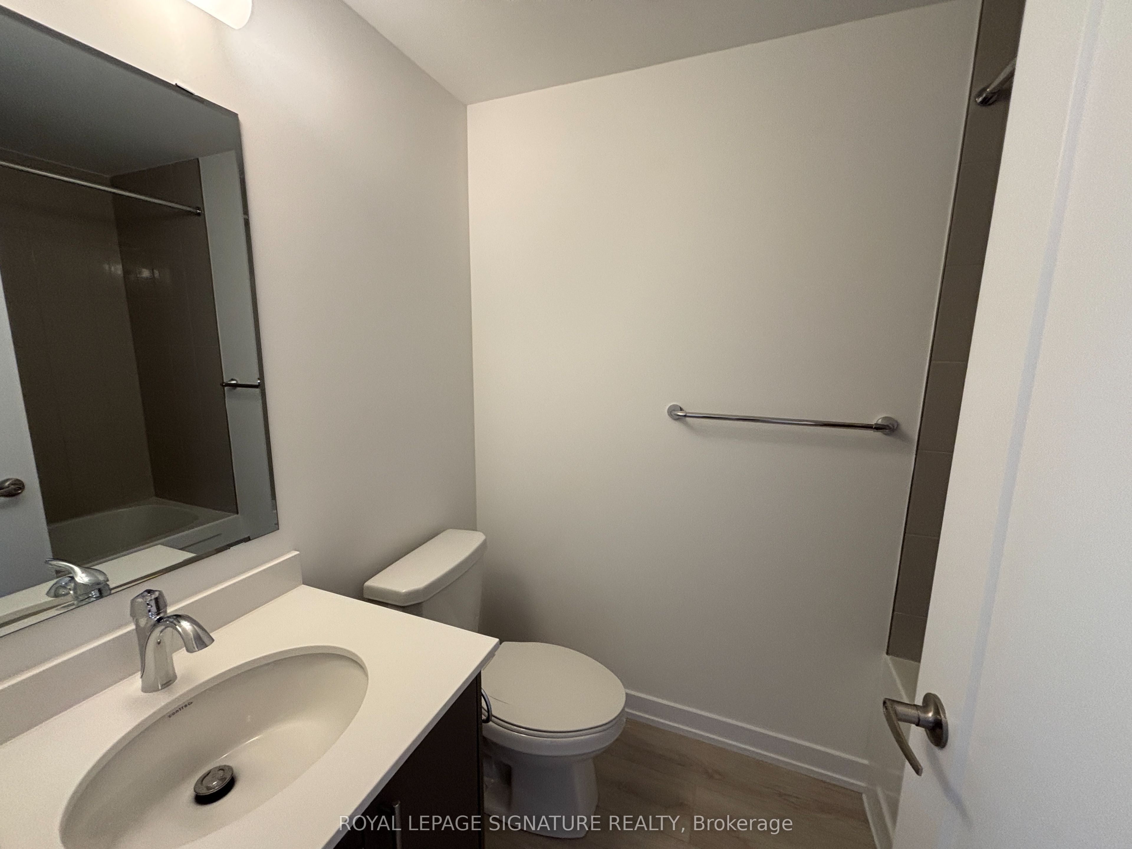 42 Lowes Road W 16 Property Photo 9