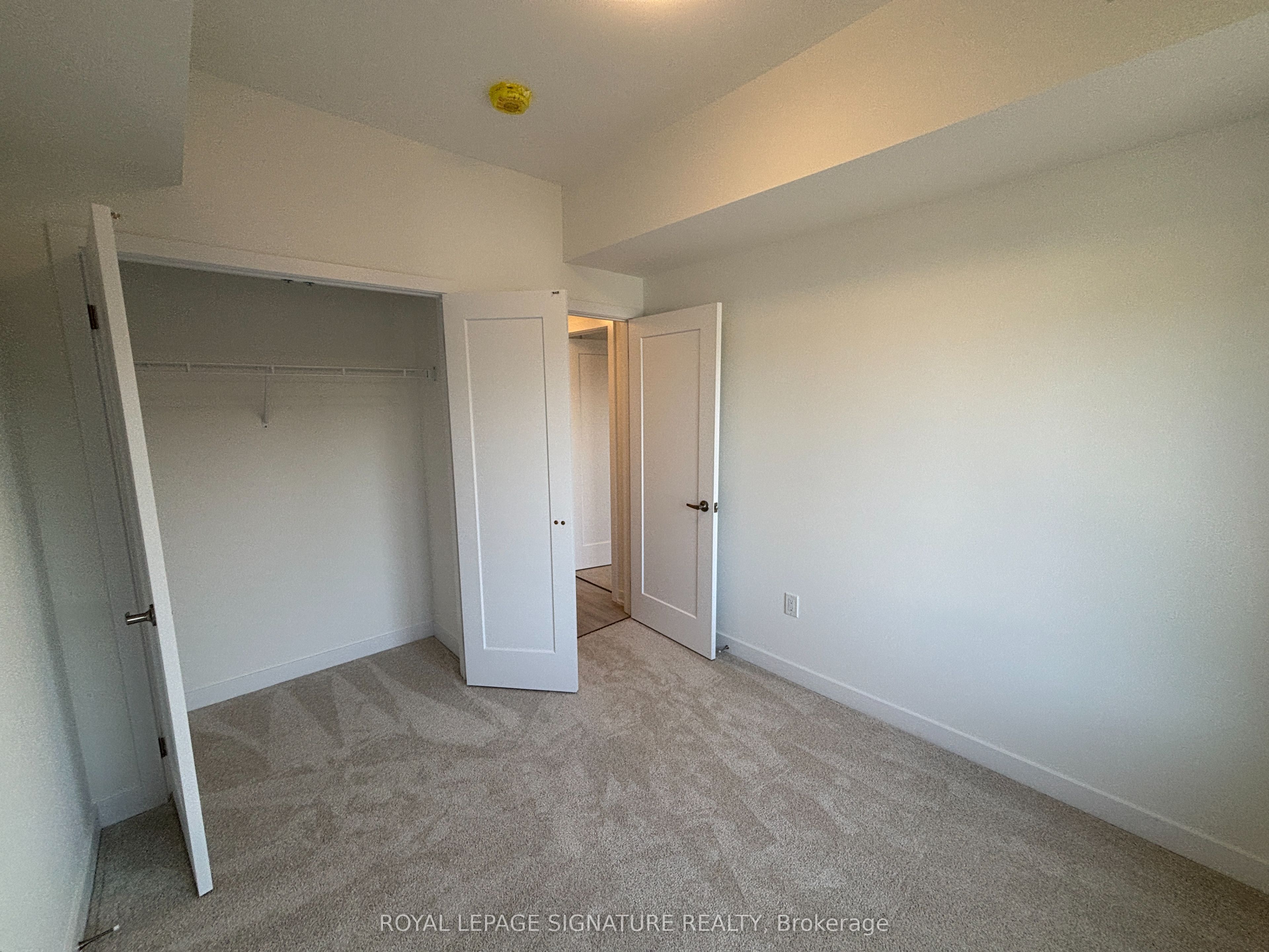 42 Lowes Road W 16 Property Photo 11