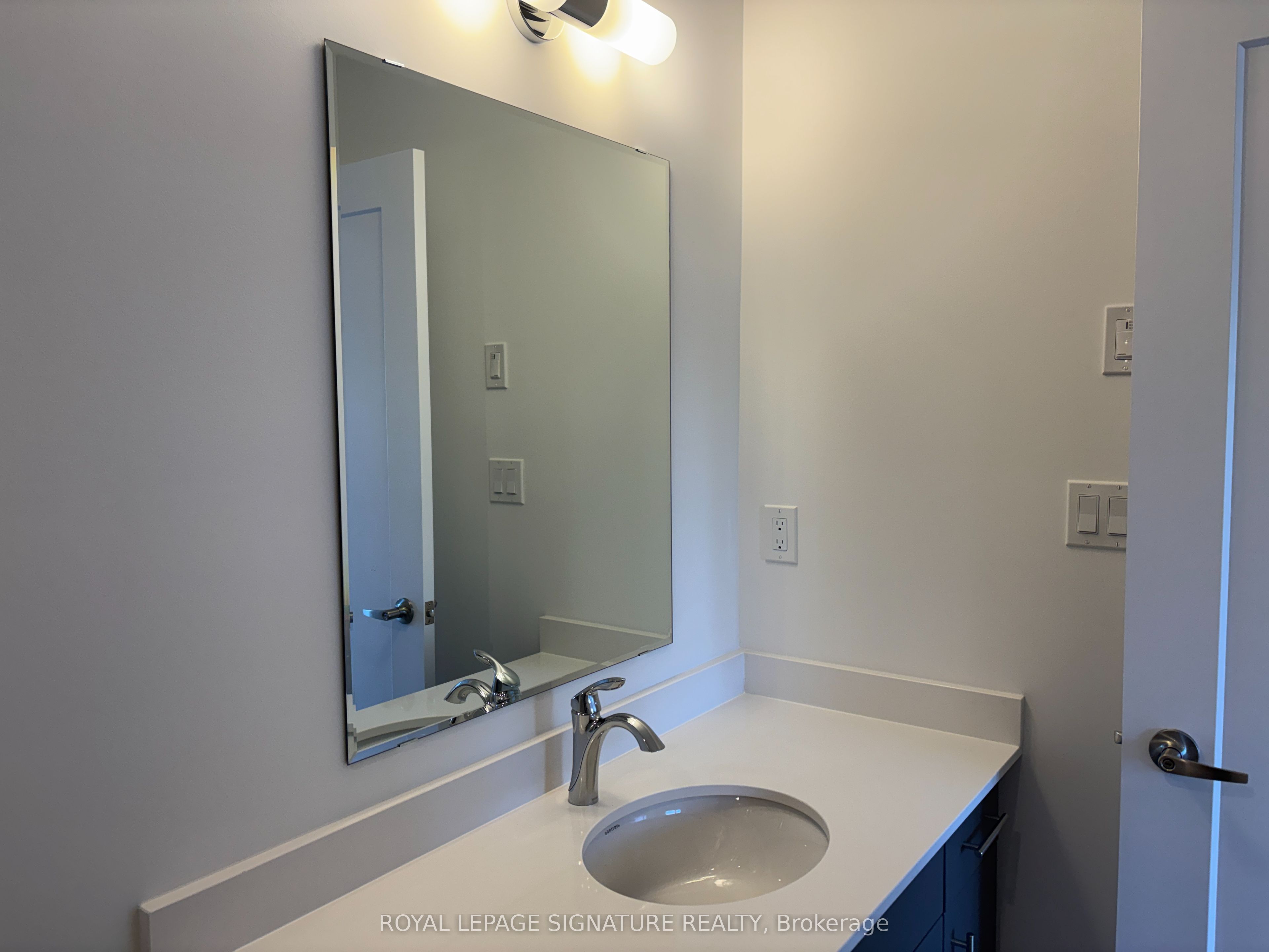42 Lowes Road W 16 Property Photo 22