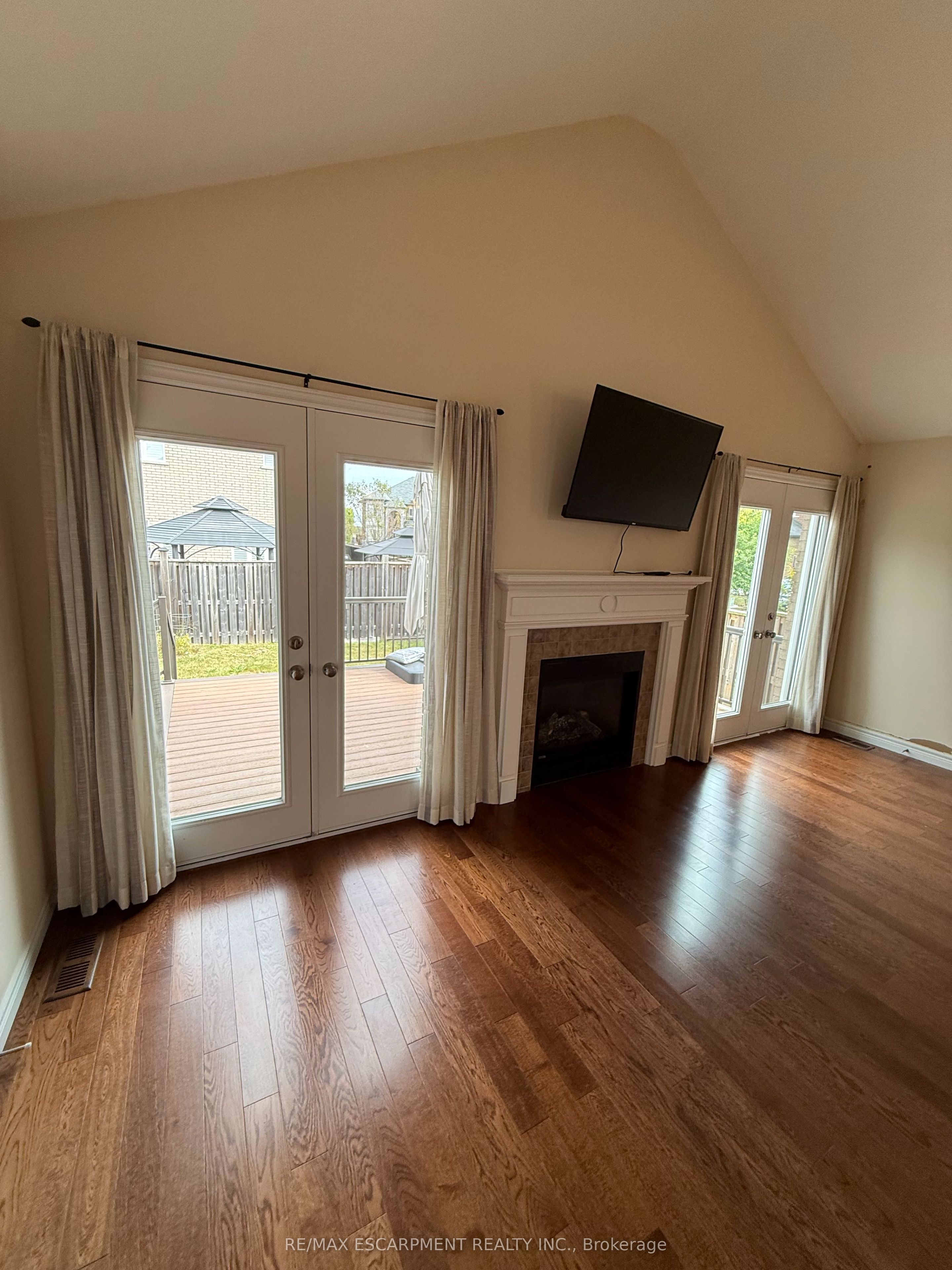 81 Bellagio Avenue Property Photo 12