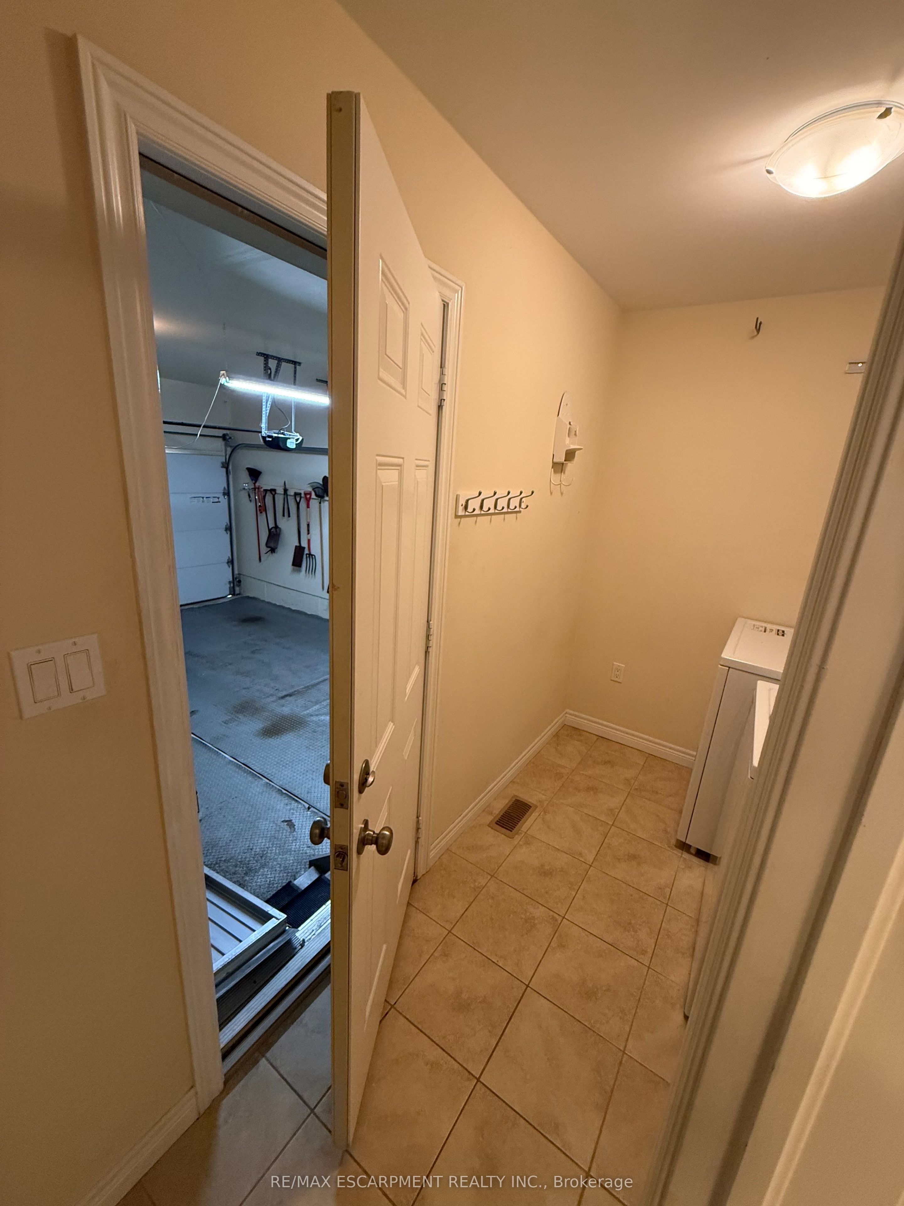 81 Bellagio Avenue Property Photo 22