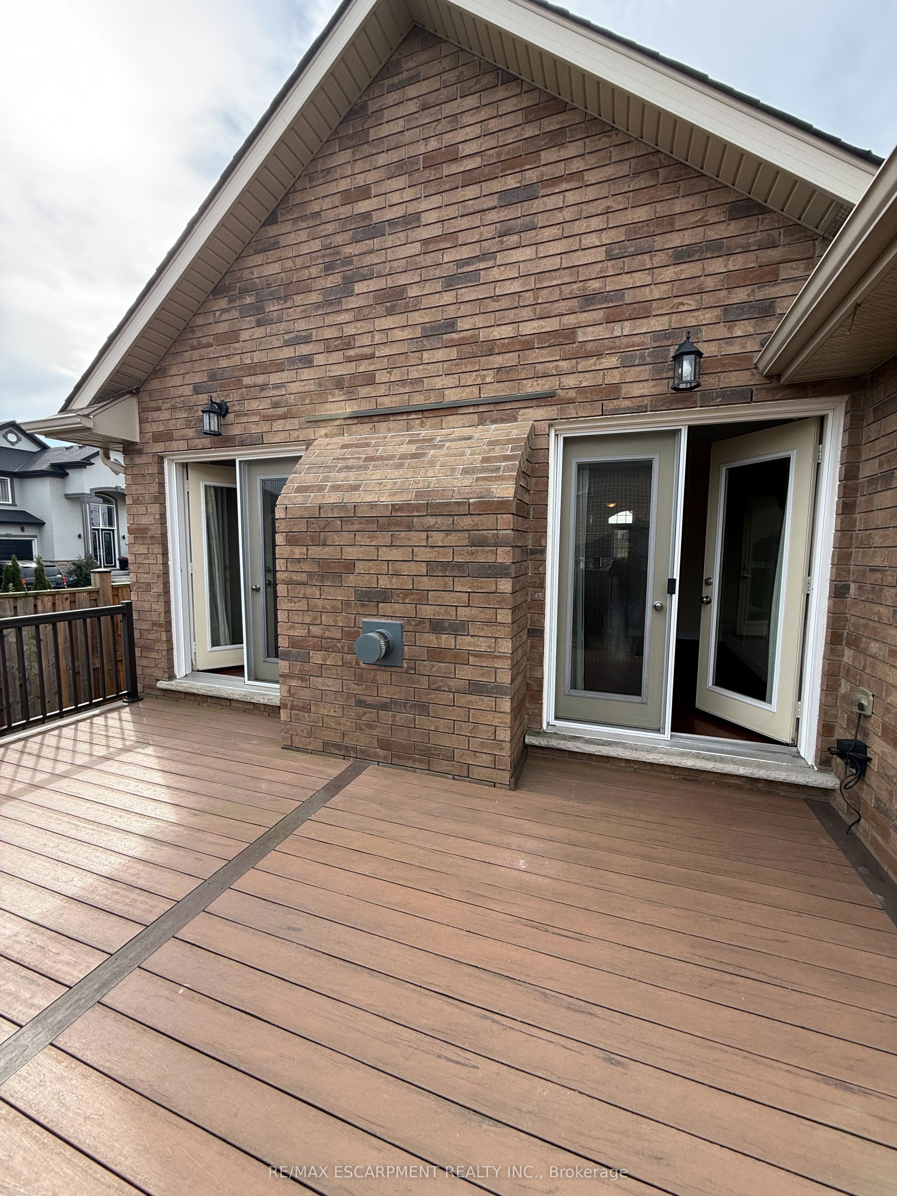 81 Bellagio Avenue Property Photo 33