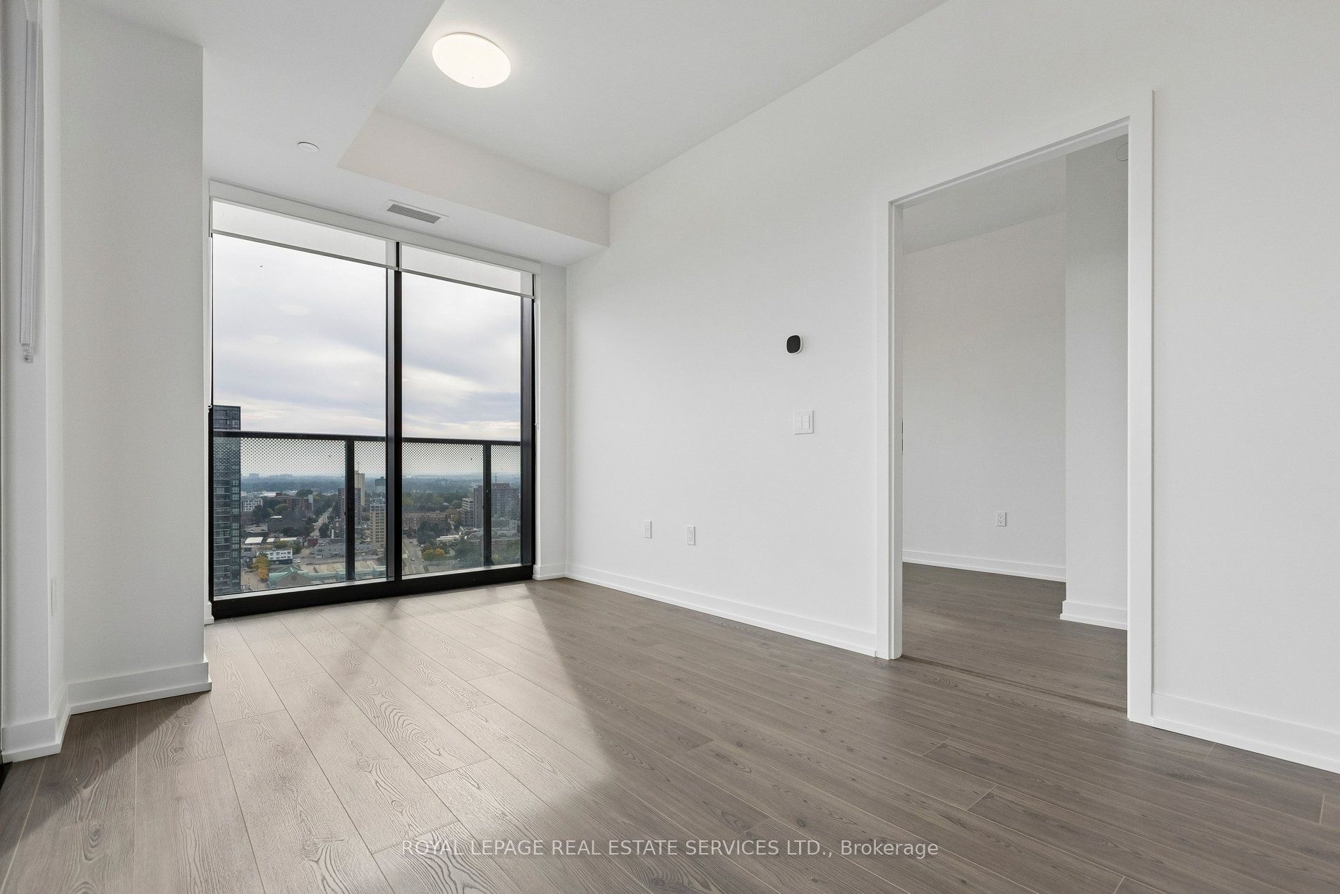 30 Francis Street S 2408 Property Photo 13