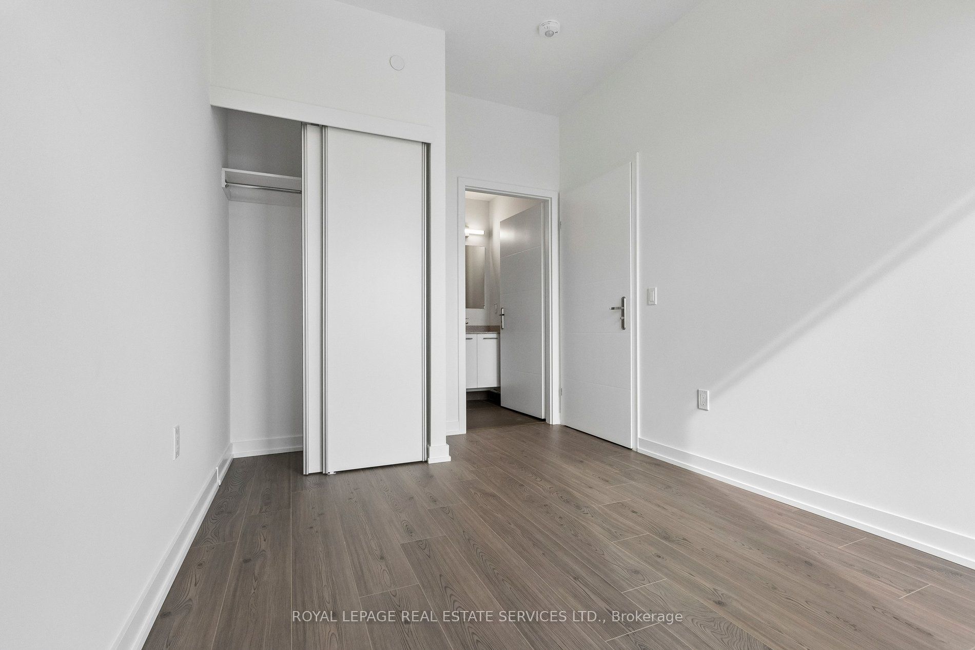30 Francis Street S 2408 Property Photo 23