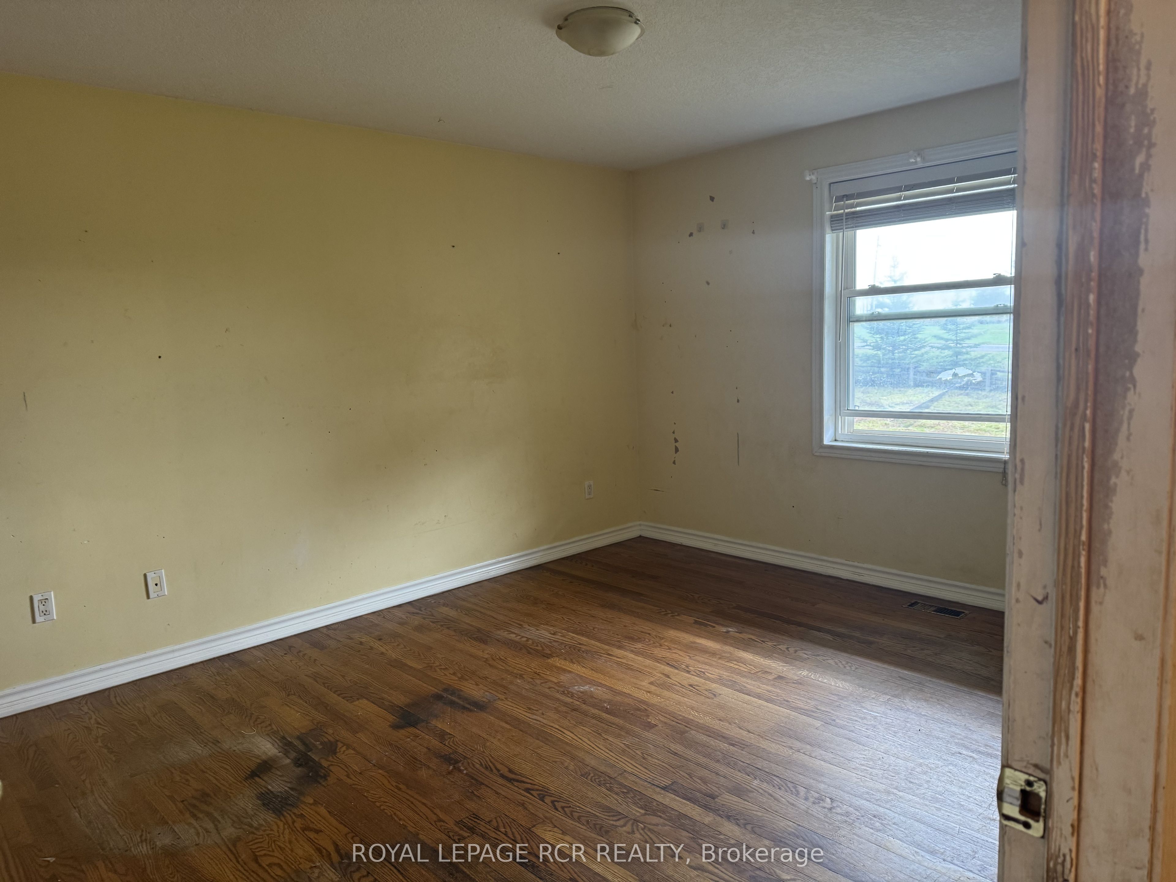 280355 Artemesia-southgate Townline Property Photo 2