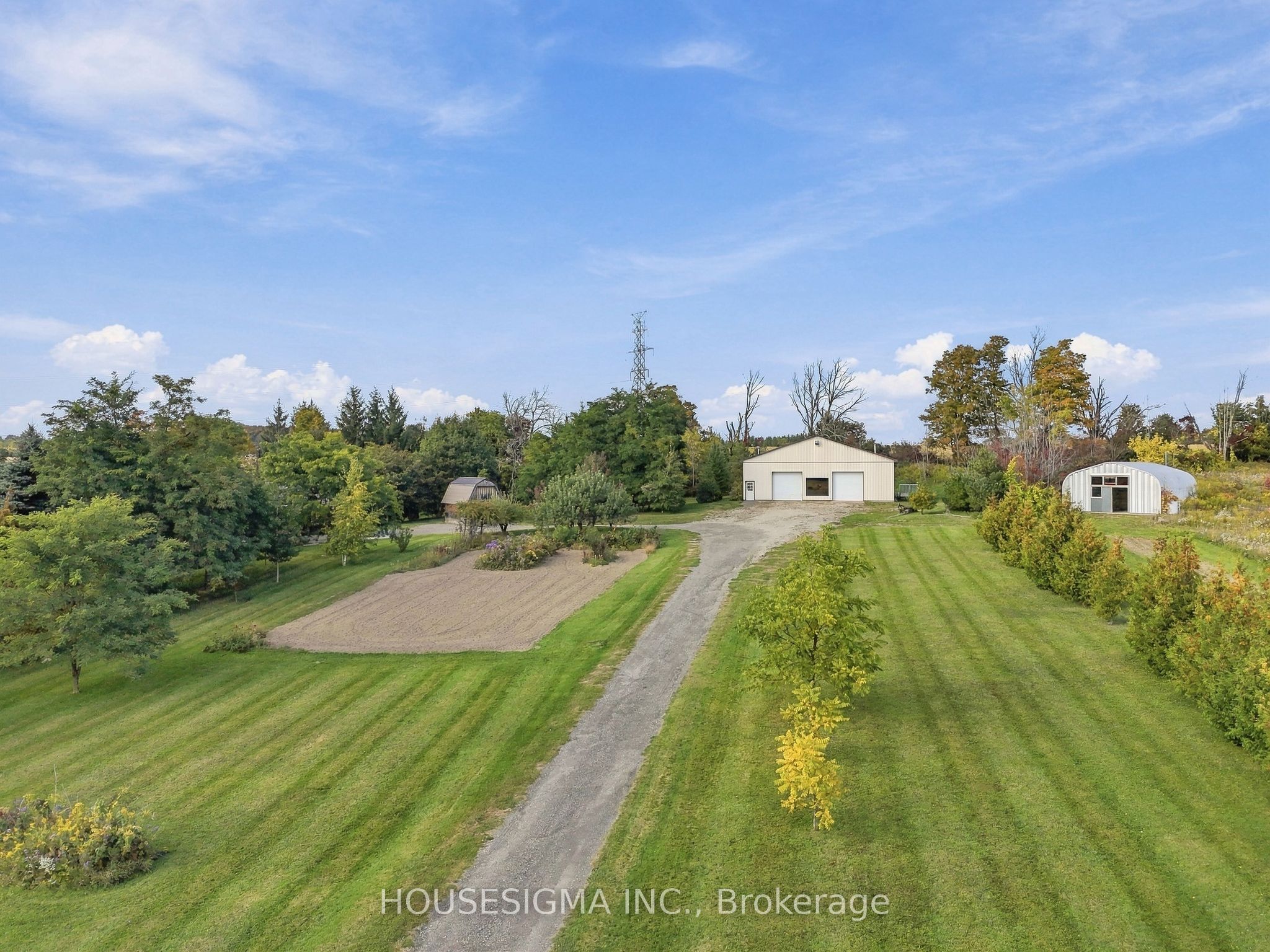 955409 7th Line Ehs Property Photo 7