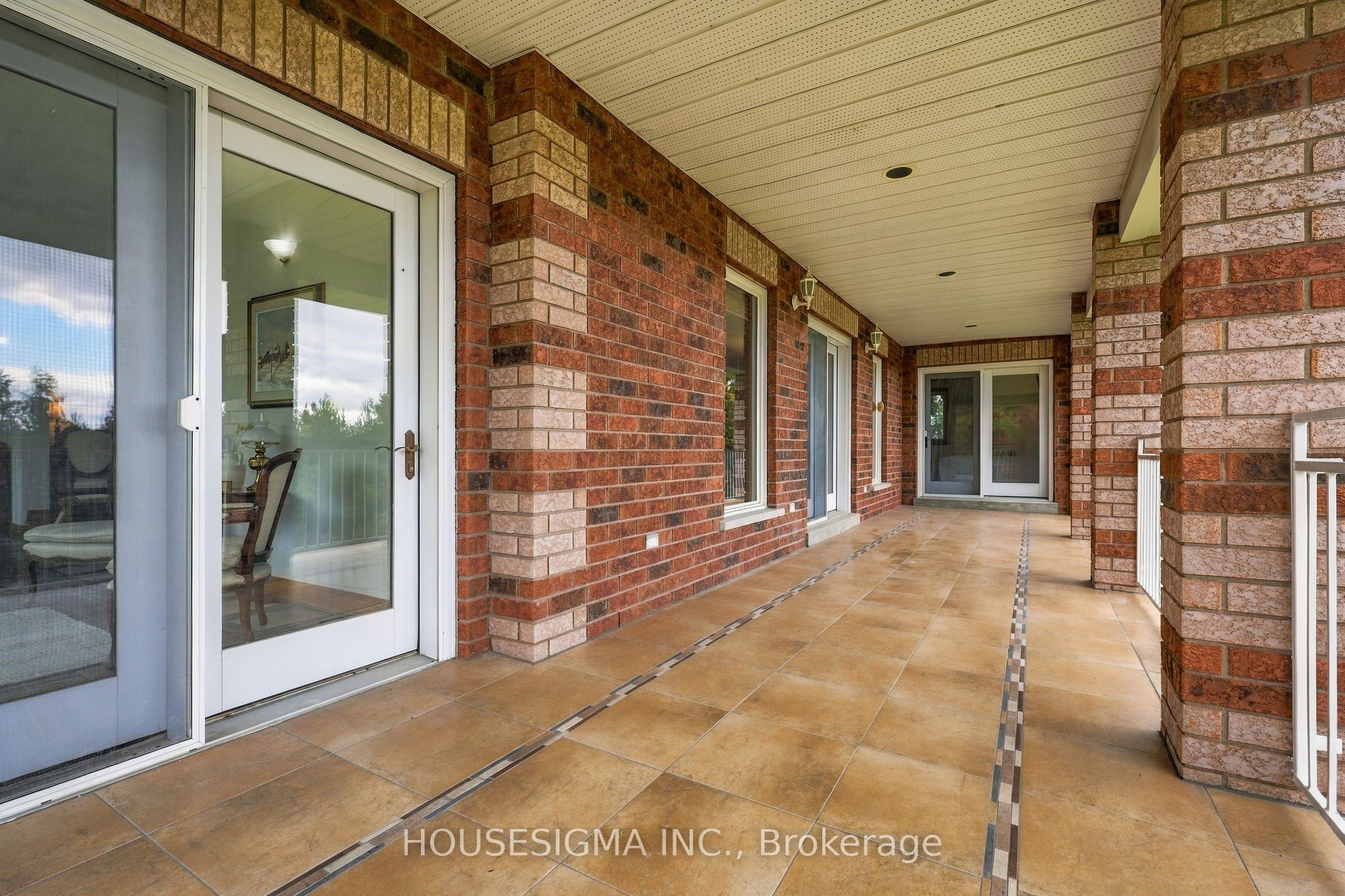 955409 7th Line Ehs Property Photo 26