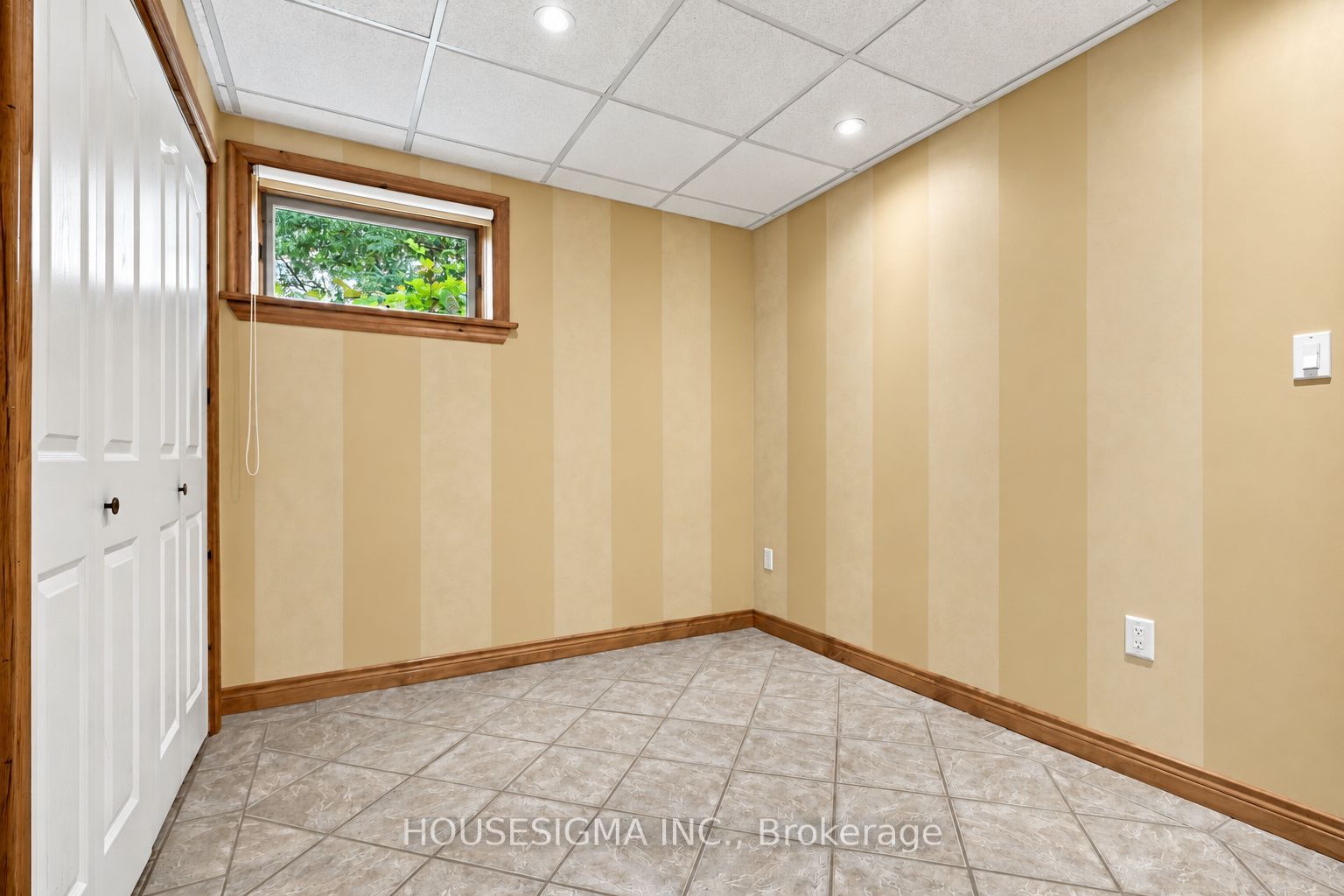 955409 7th Line Ehs Property Photo 35