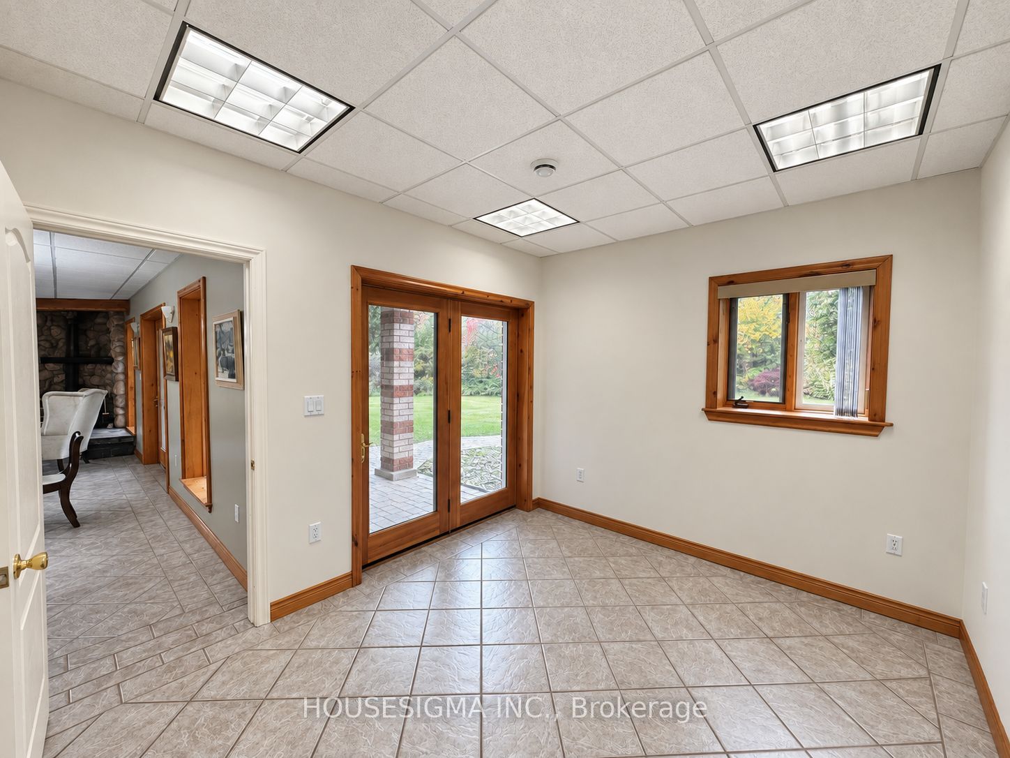 955409 7th Line Ehs Property Photo 36