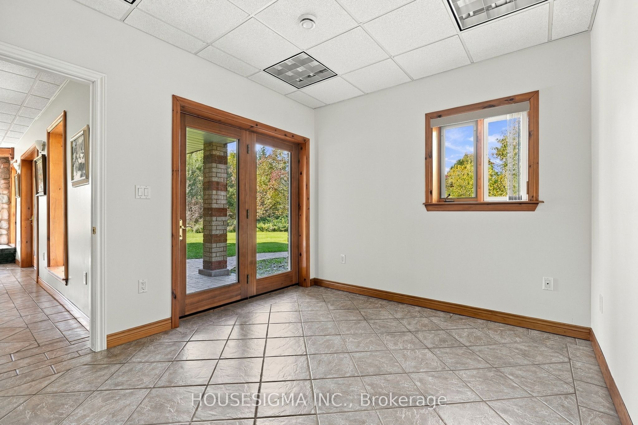 955409 7th Line Ehs Property Photo 41