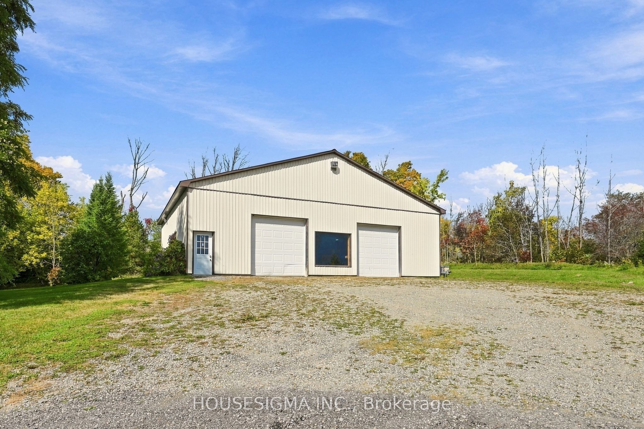 955409 7th Line Ehs Property Photo 42