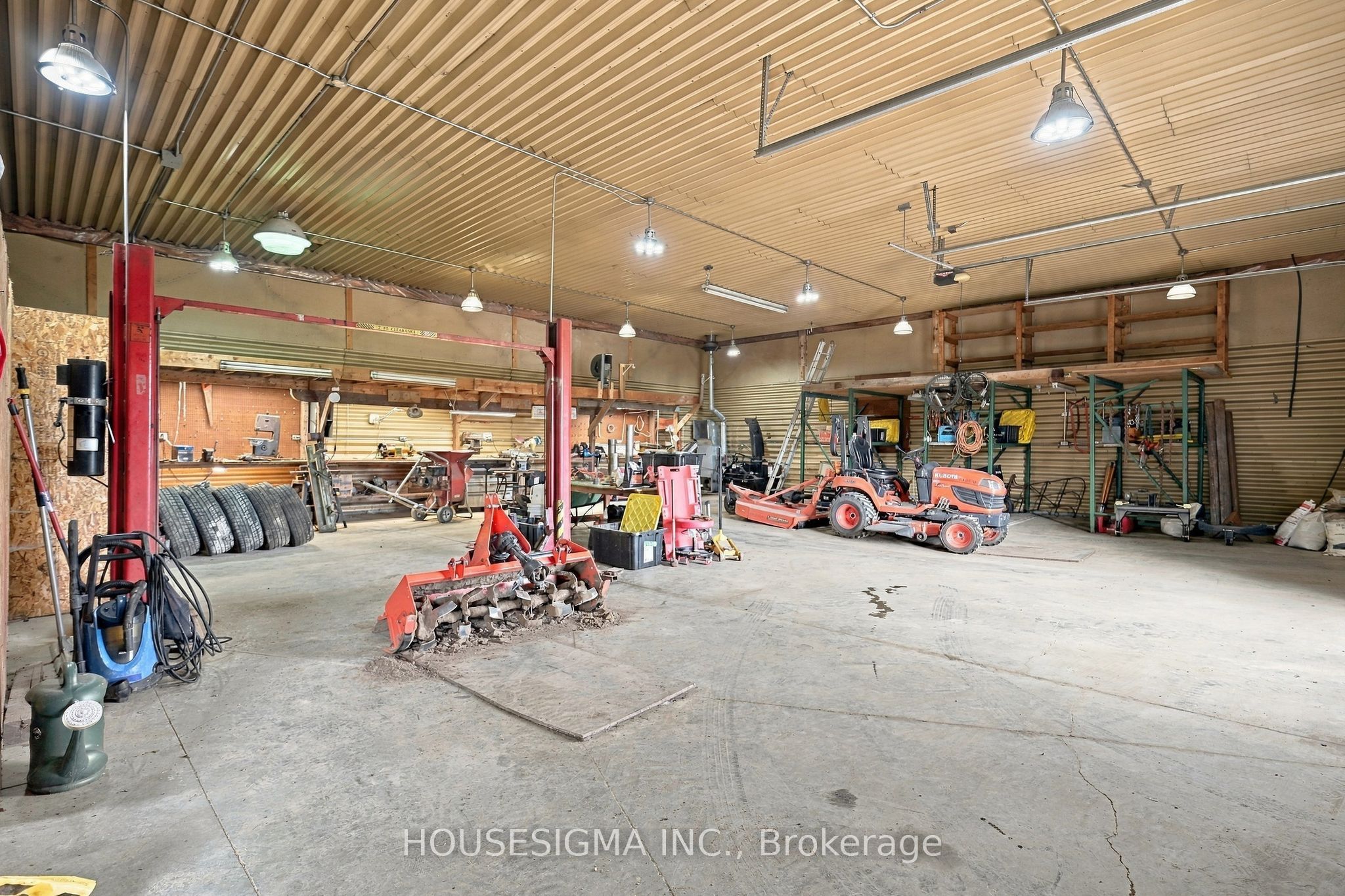 955409 7th Line Ehs Property Photo 43