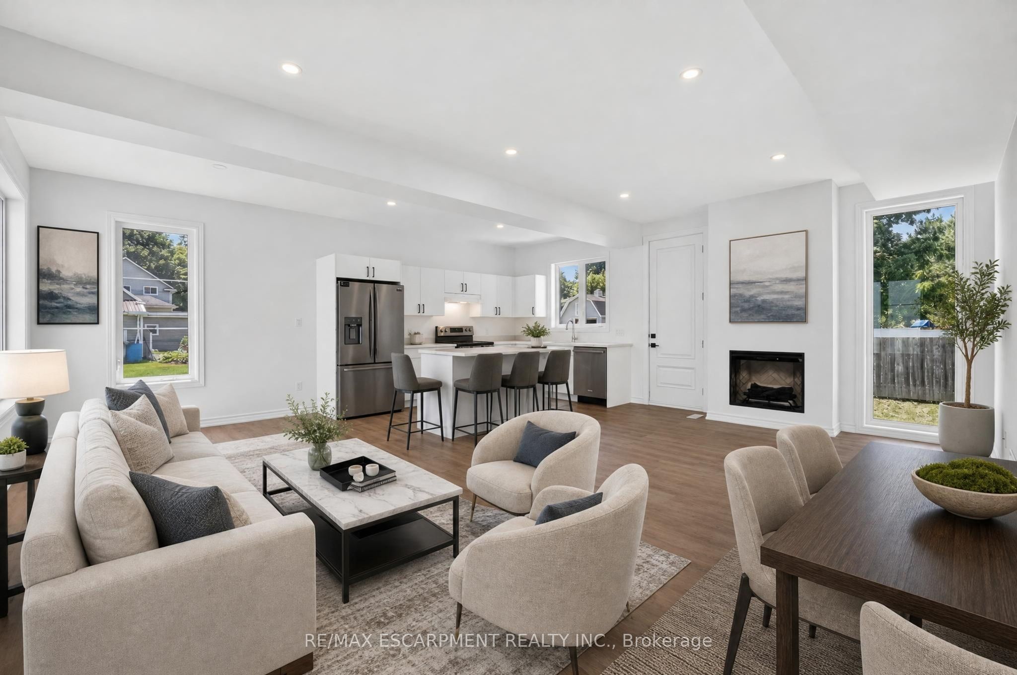 203 Park Street Property Photo 7