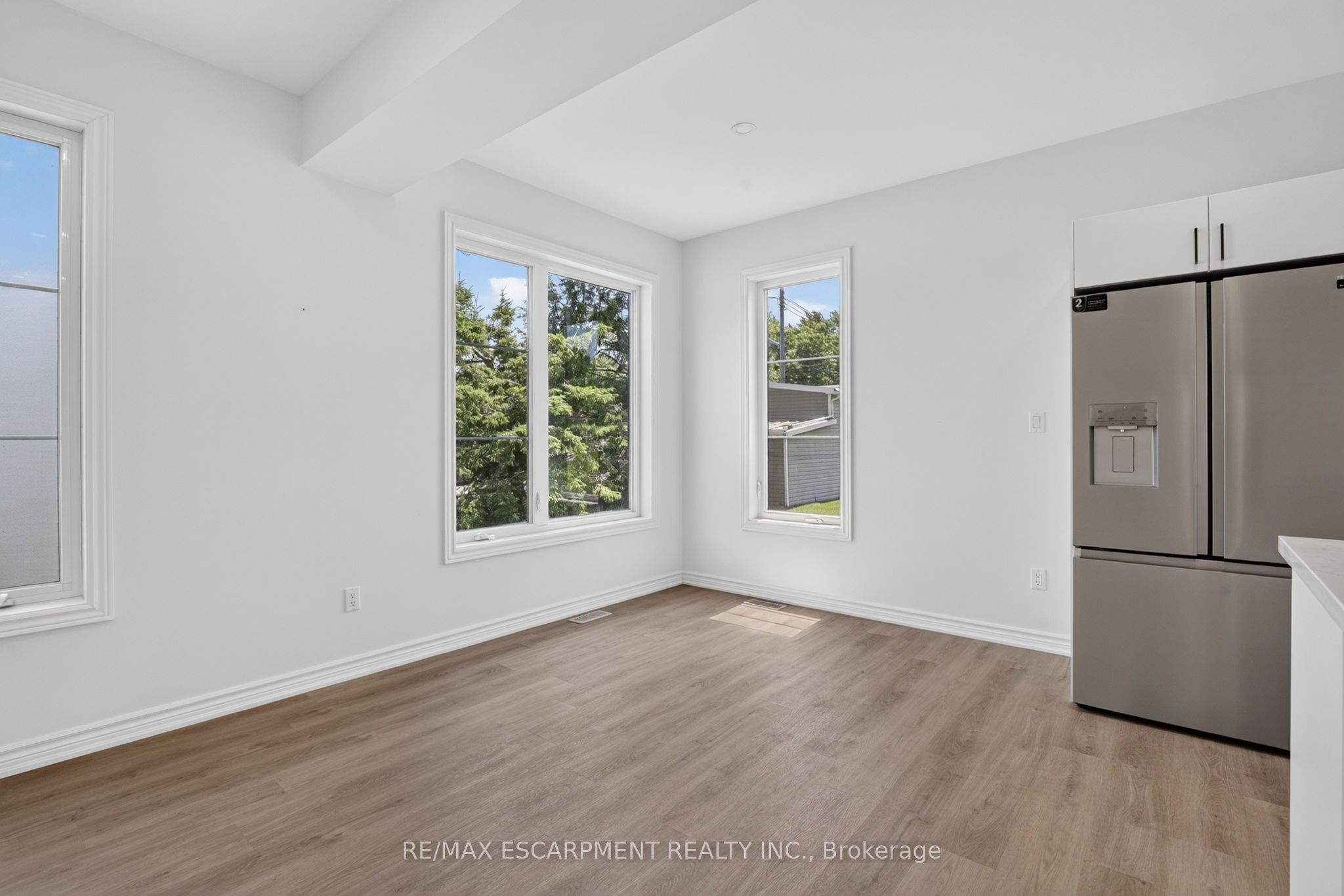 203 Park Street Property Photo 12