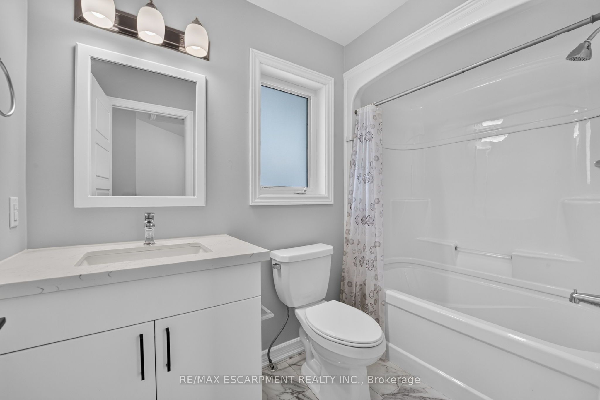 203 Park Street Property Photo 30
