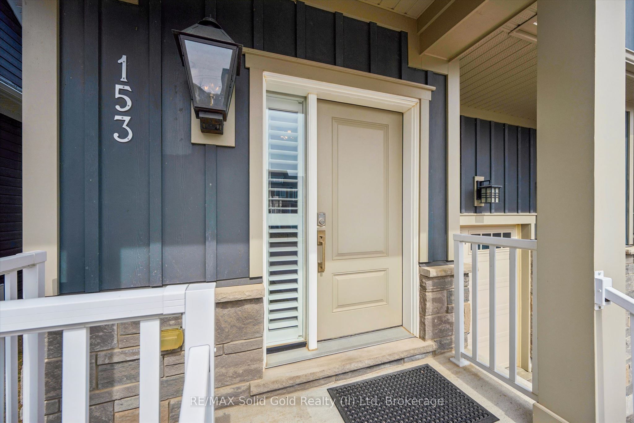 153 Yellow Birch Crescent Property Photo 3