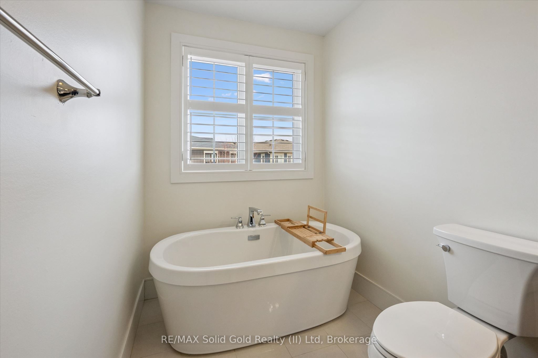 153 Yellow Birch Crescent Property Photo 22