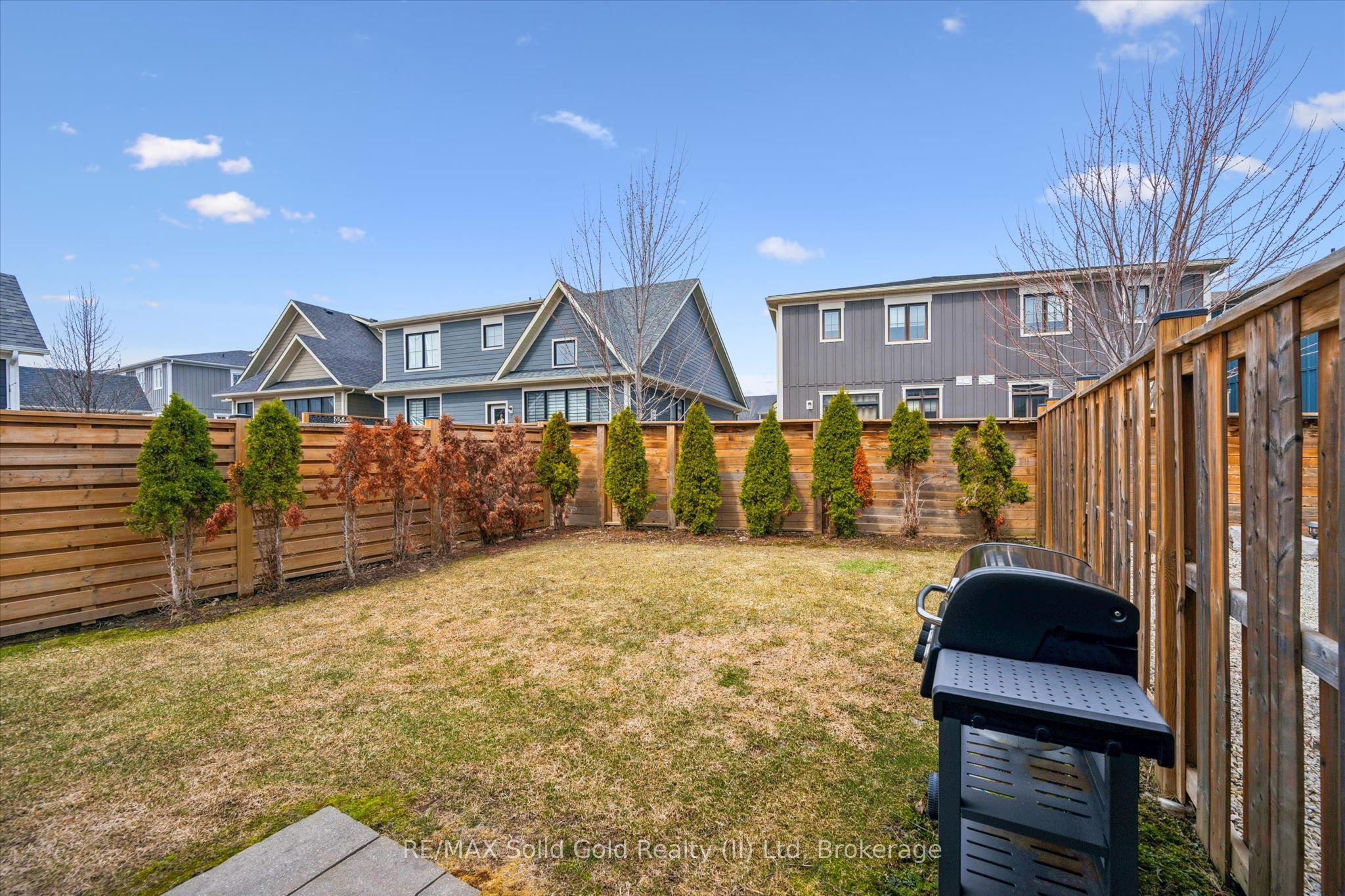153 Yellow Birch Crescent Property Photo 35