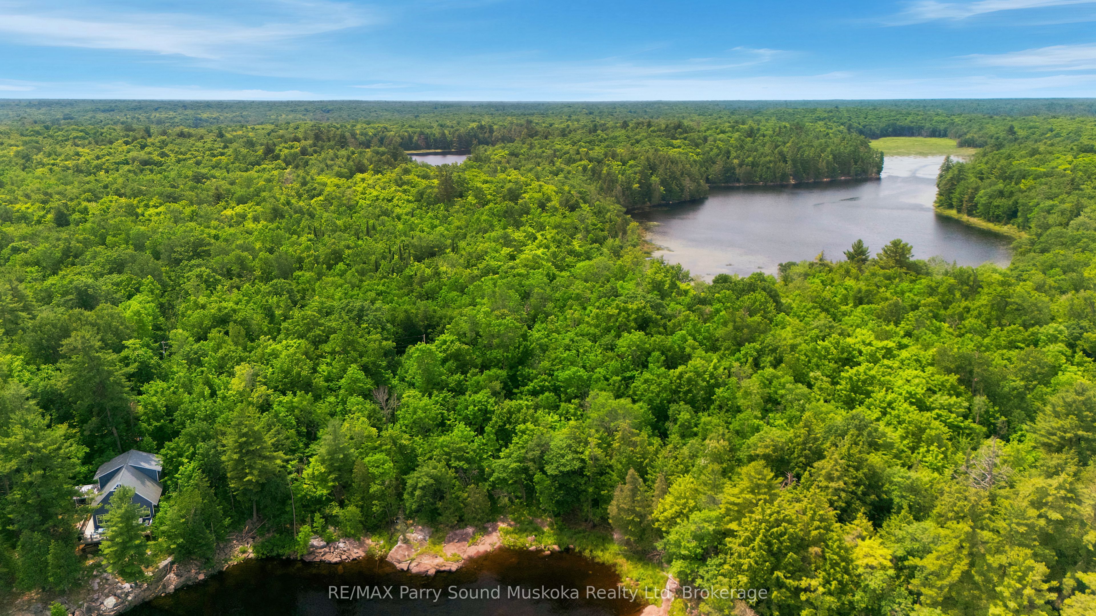 1 W/a Lake Wahwashkesh Property Photo 12