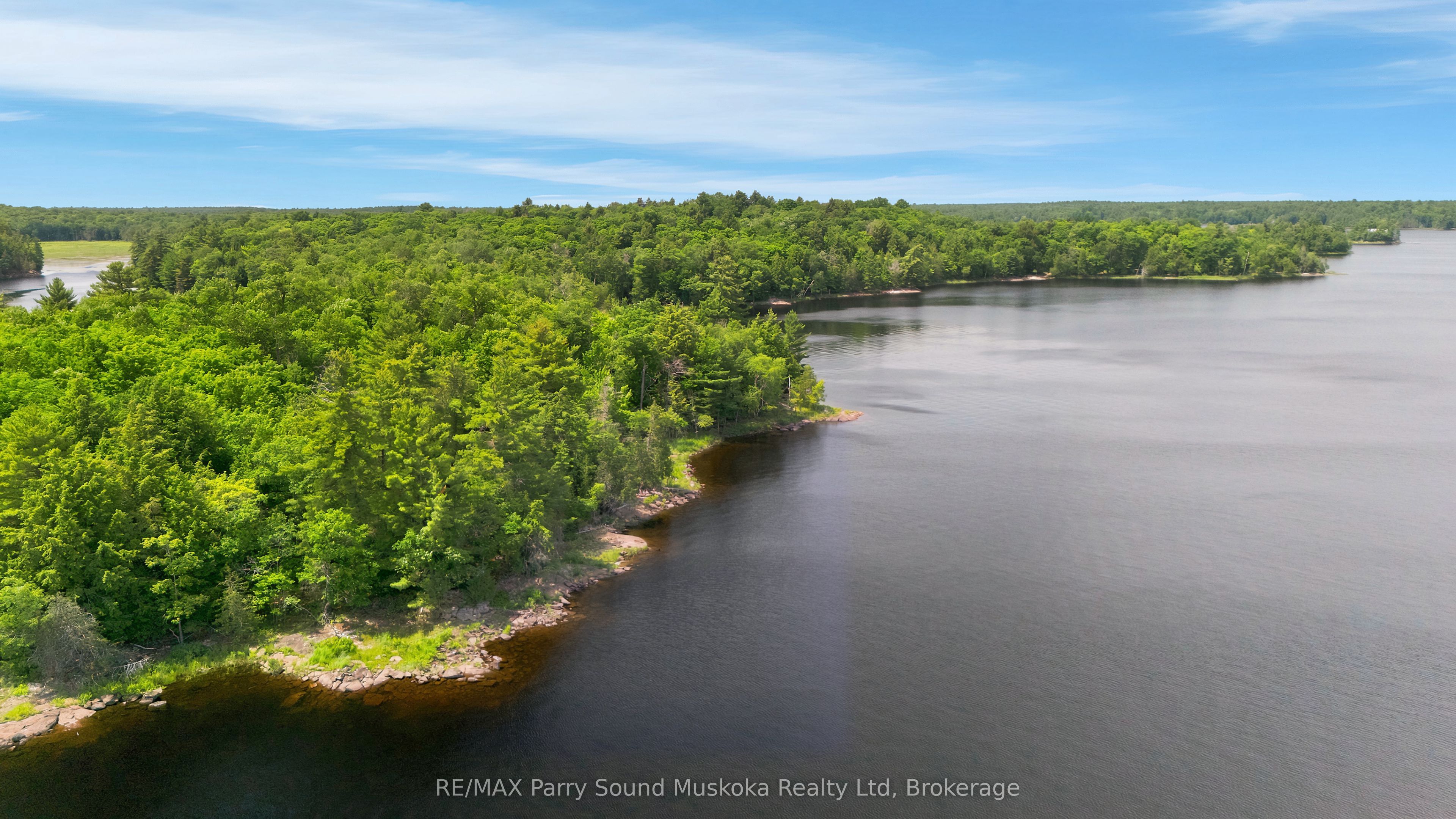 6 W/a Lake Wahwashkesh Property Photo 10