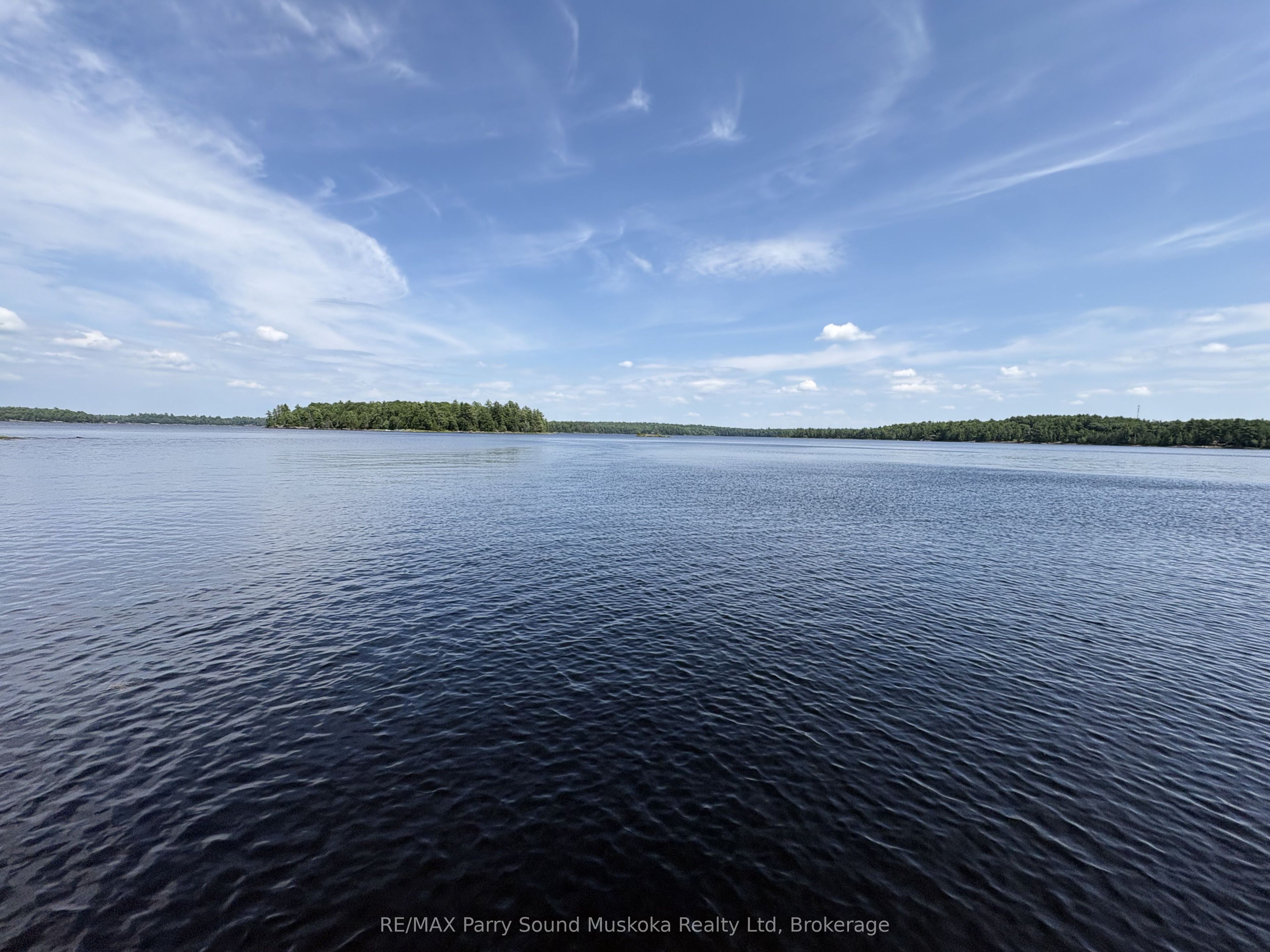 7 W/a Lake Wahwashkesh Property Photo 4