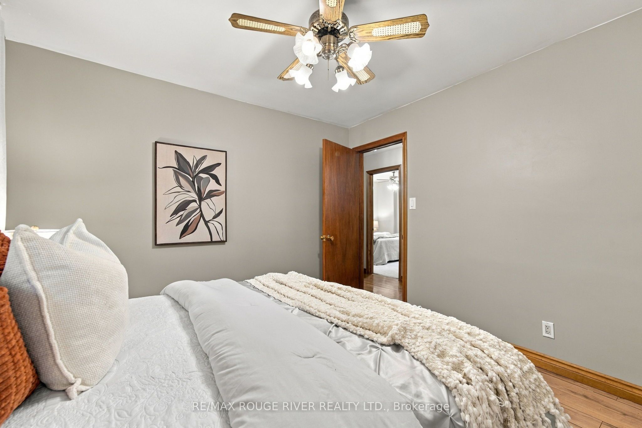 2311 Division Street N Property Photo 24