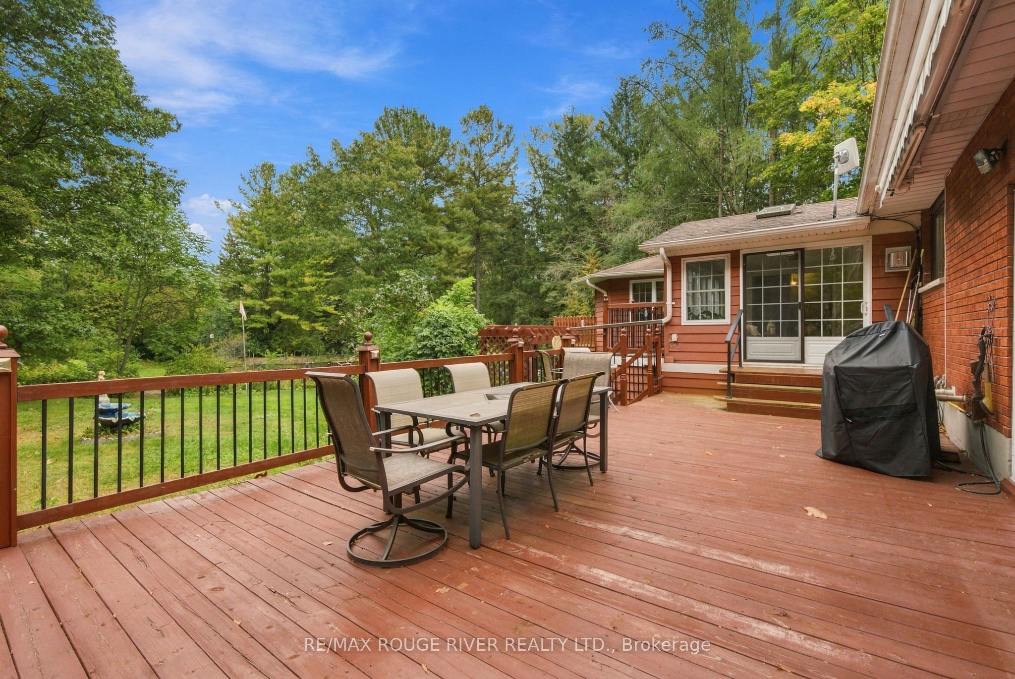 2311 Division Street N Property Photo 48