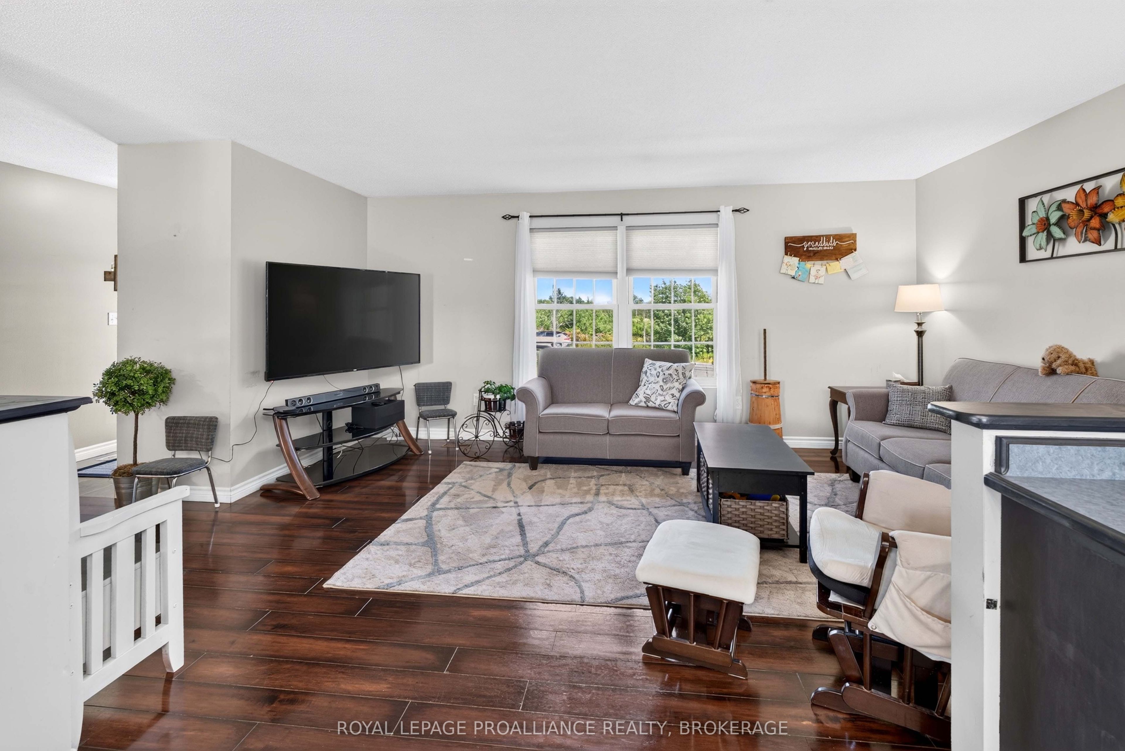 2270 Hitchcock Road Property Photo 11