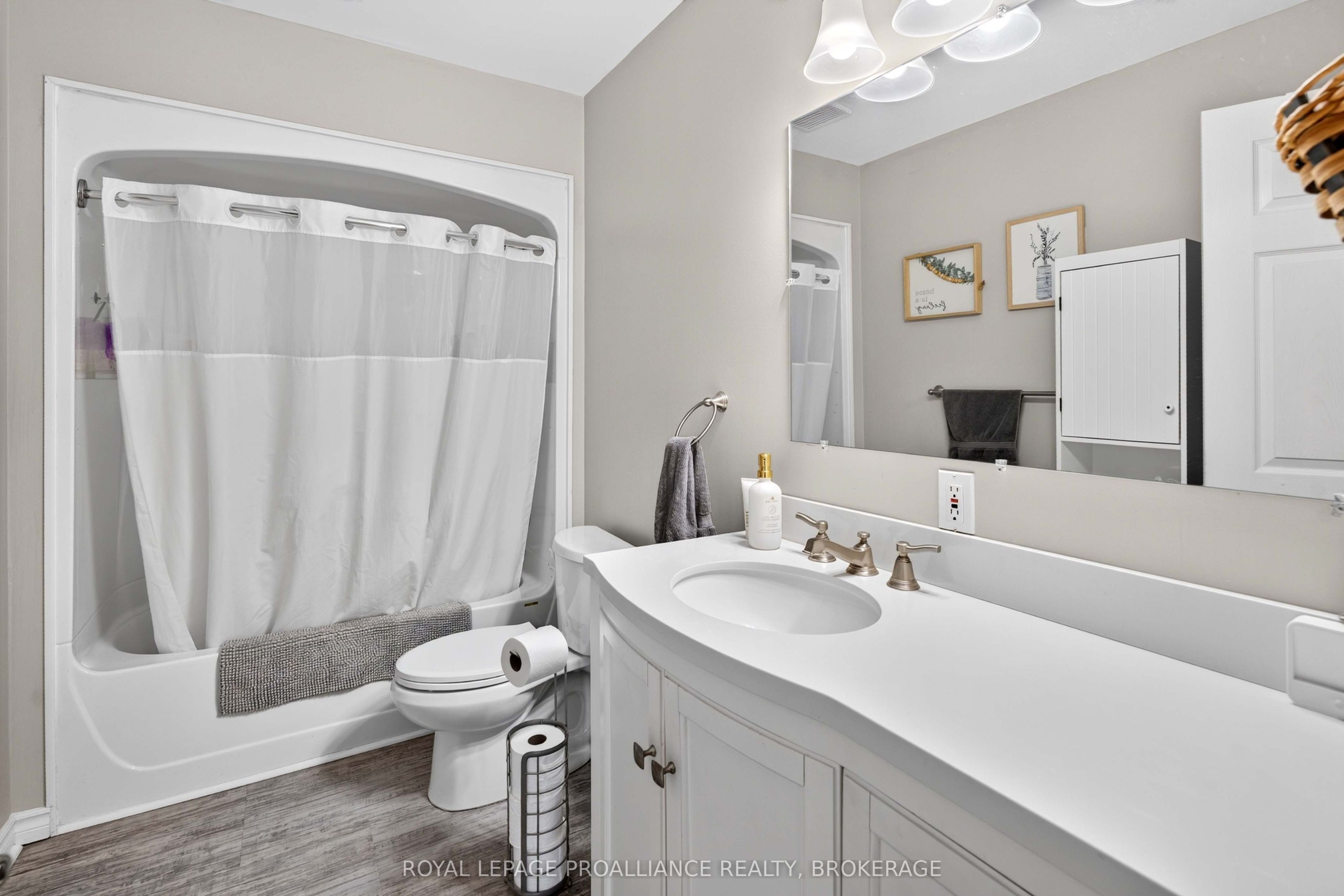 2270 Hitchcock Road Property Photo 18