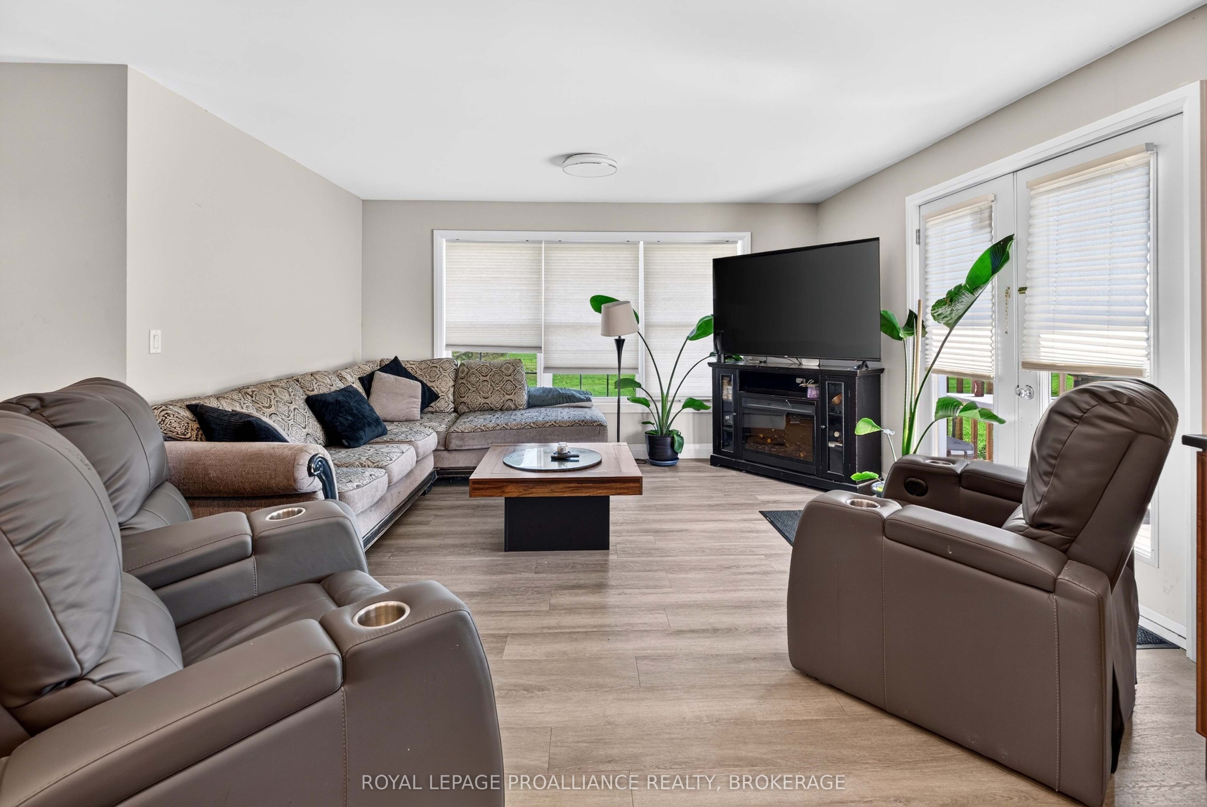2270 Hitchcock Road Property Photo 32