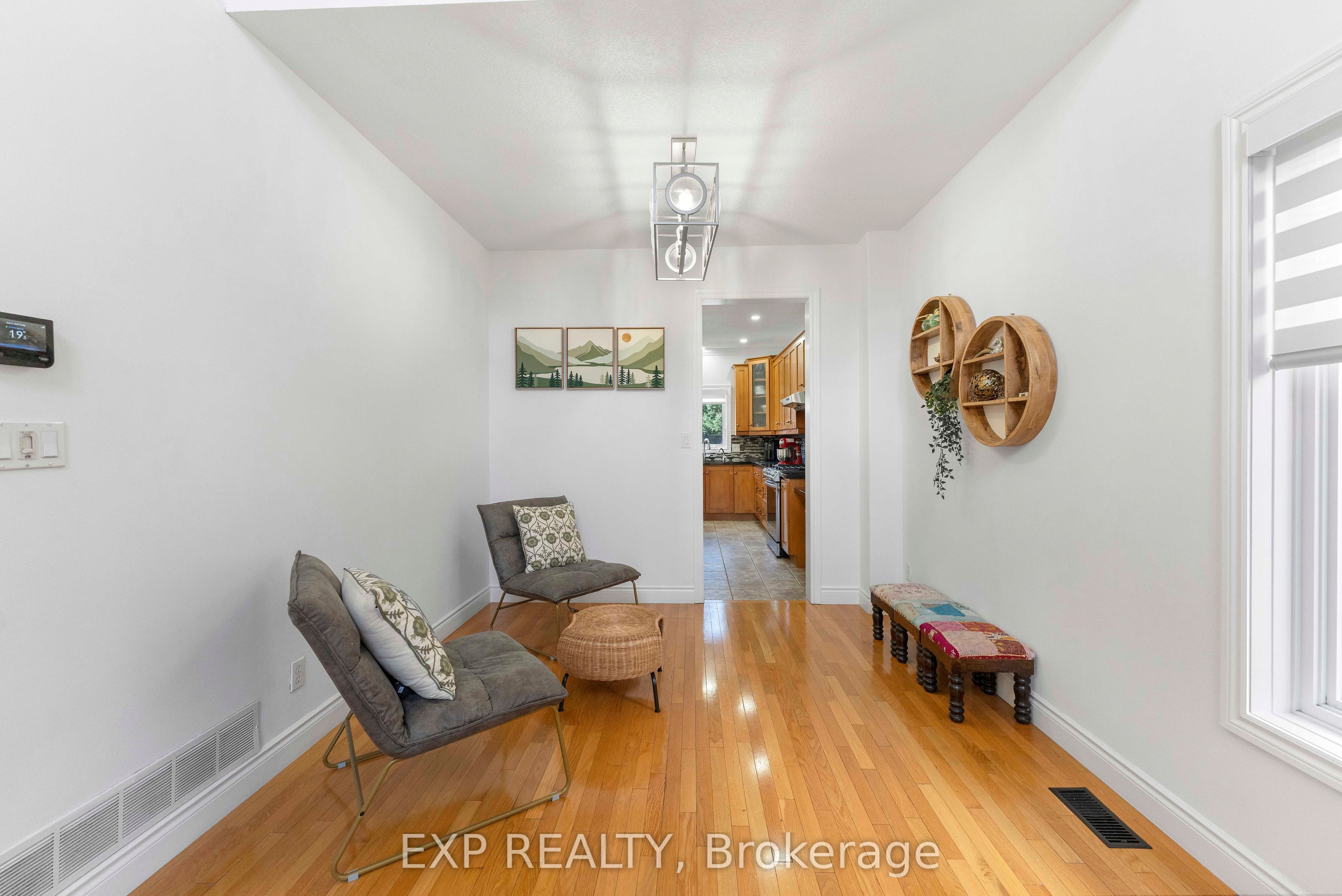 577 Waterton Drive Property Photo 7