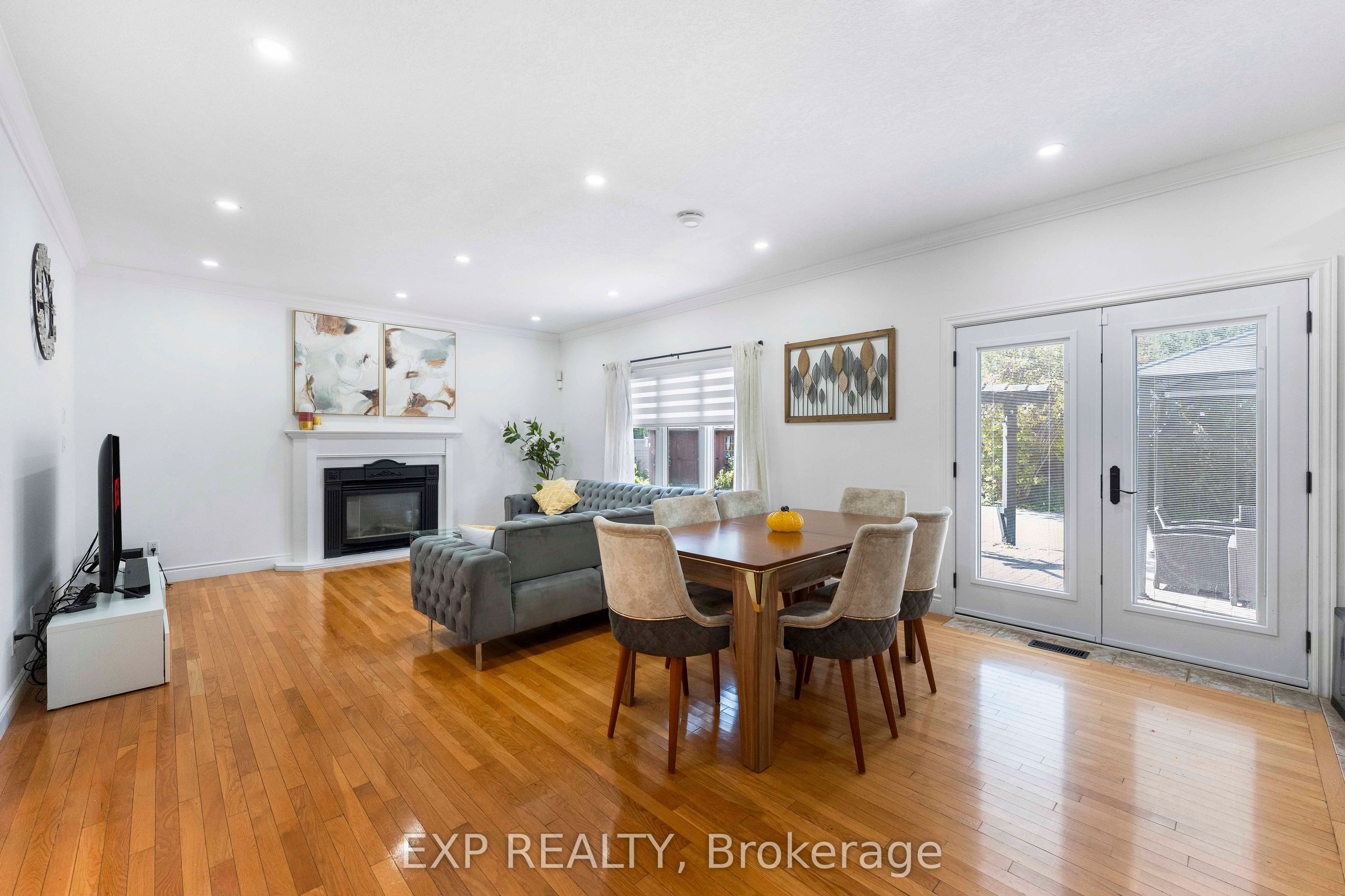 577 Waterton Drive Property Photo 13