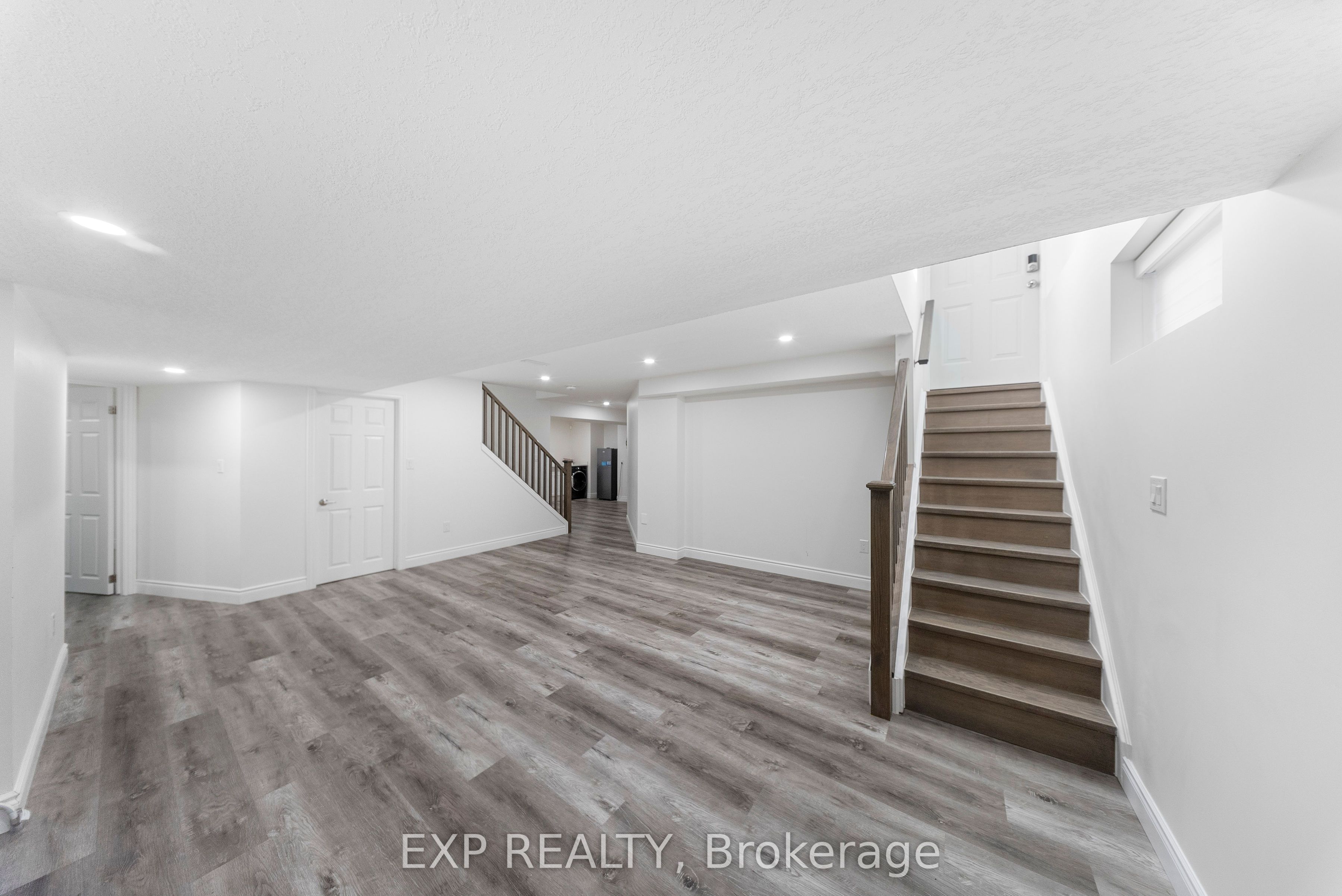 577 Waterton Drive Property Photo 35