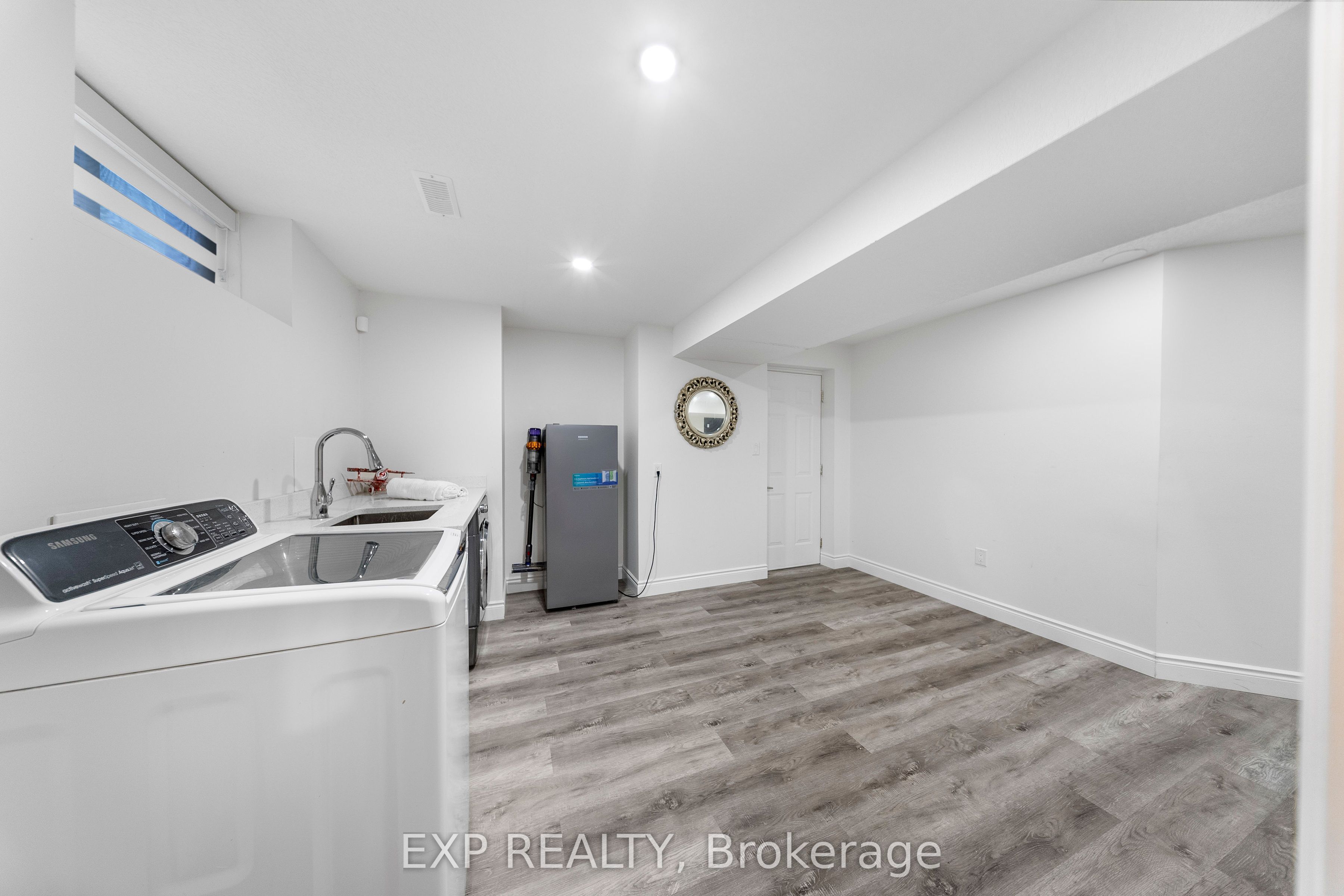 577 Waterton Drive Property Photo 43