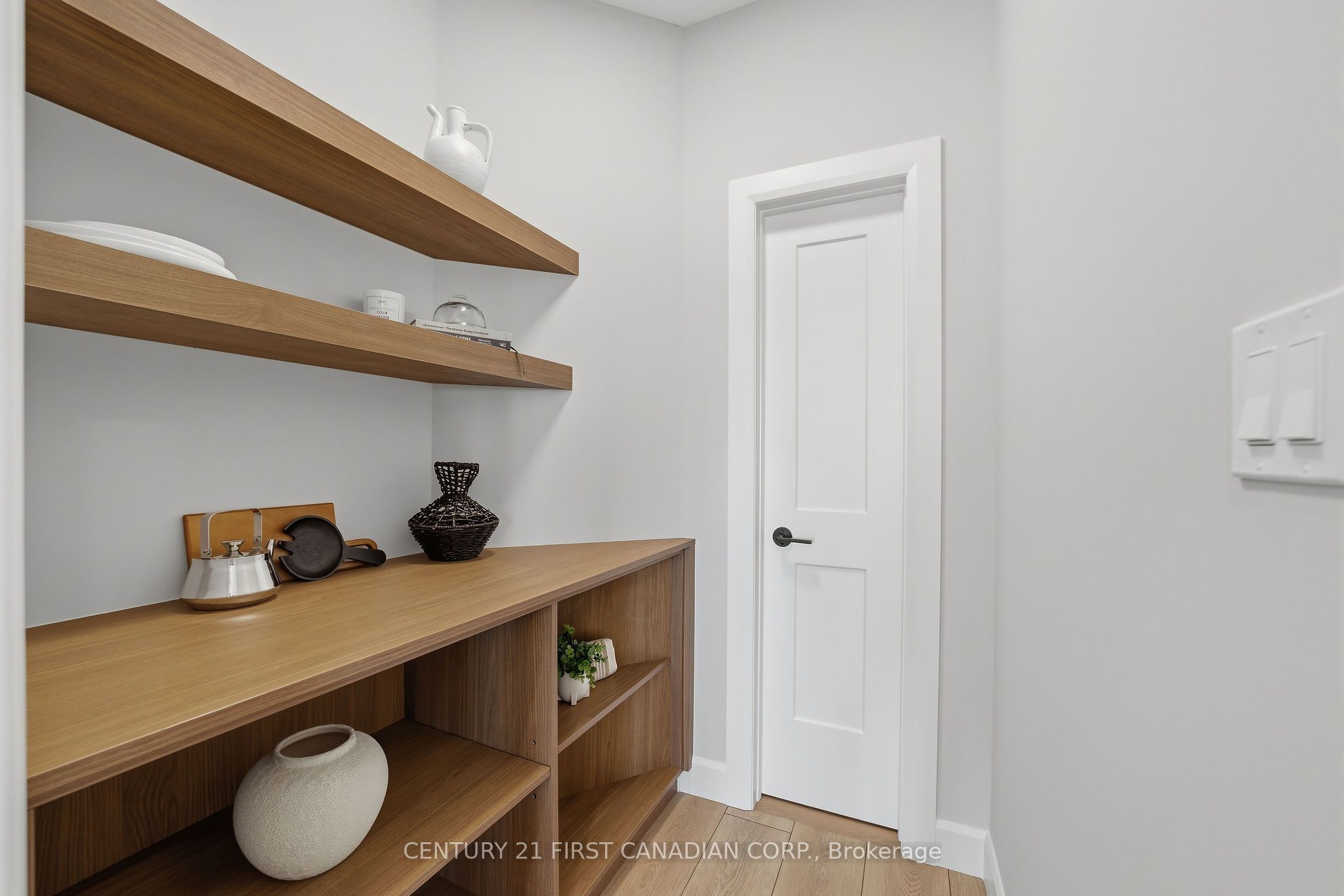 132 Addison Avenue Property Photo 18
