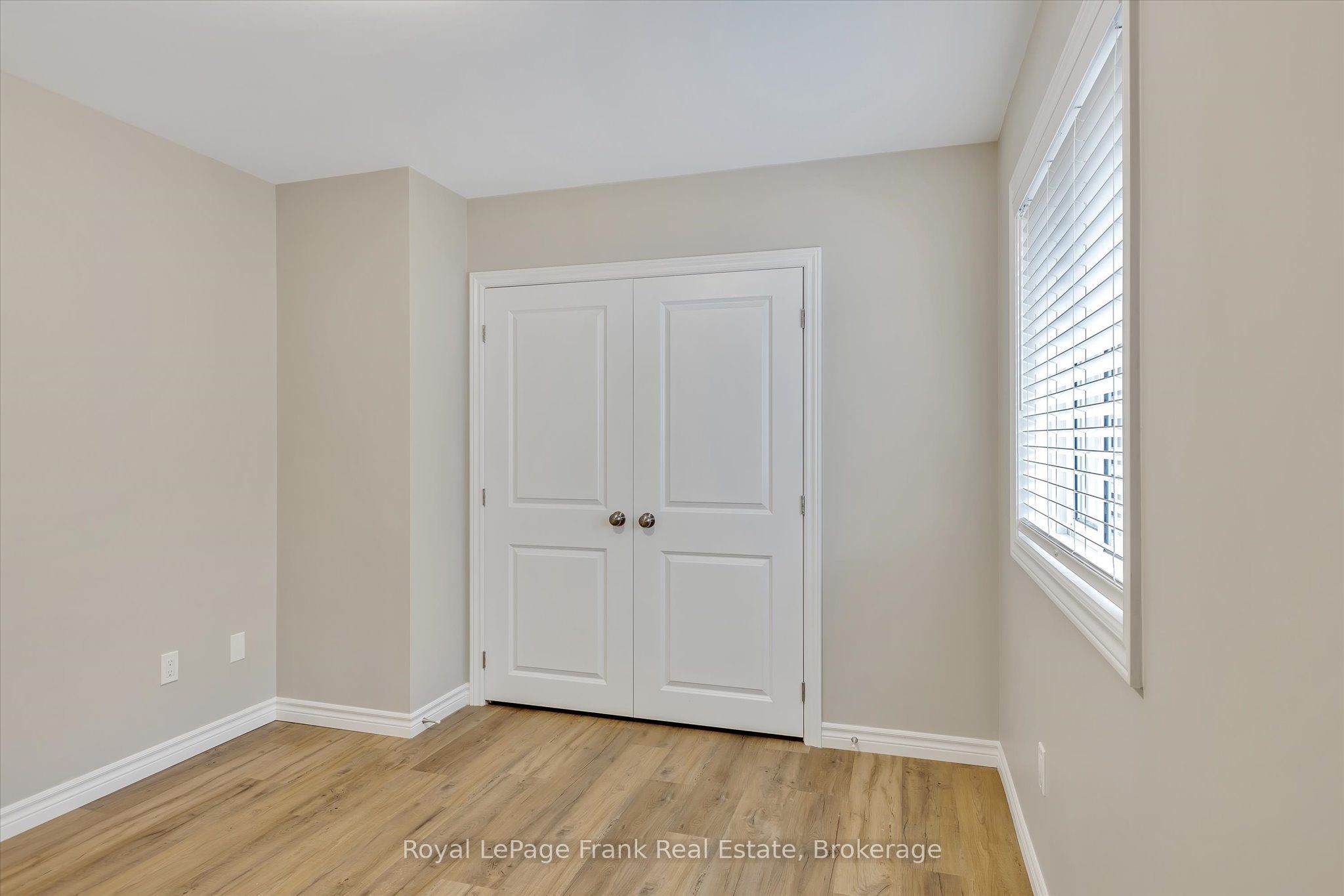890 Weller Street Main Property Photo 20