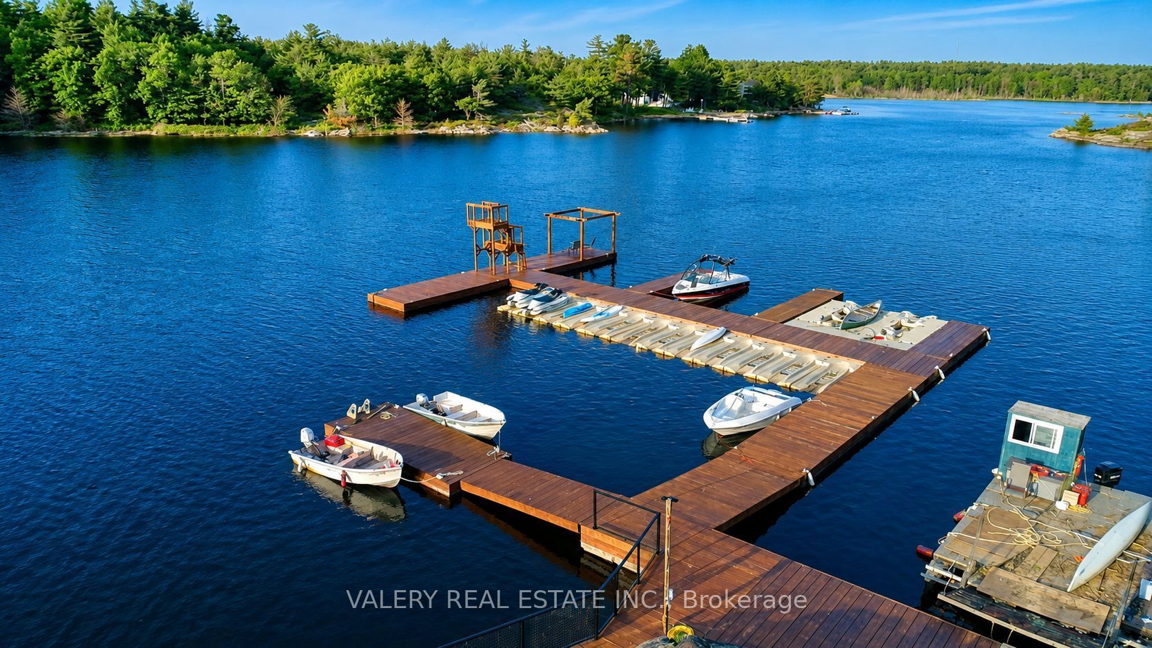 20 Harrison Island Property Photo 10