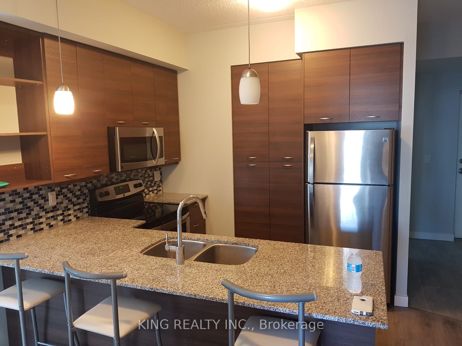 318 Spruce Street 1405