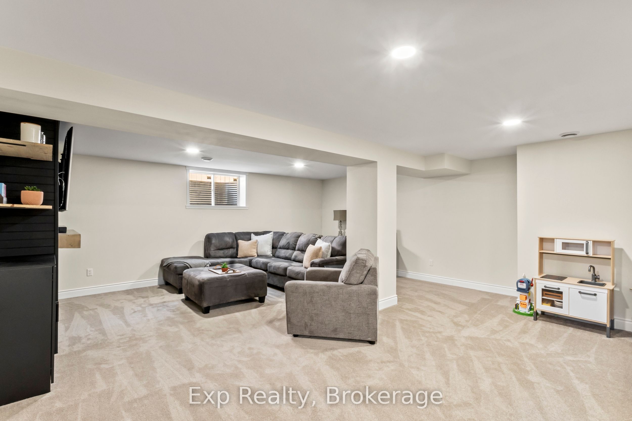 47 Birchmount Street Property Photo 27