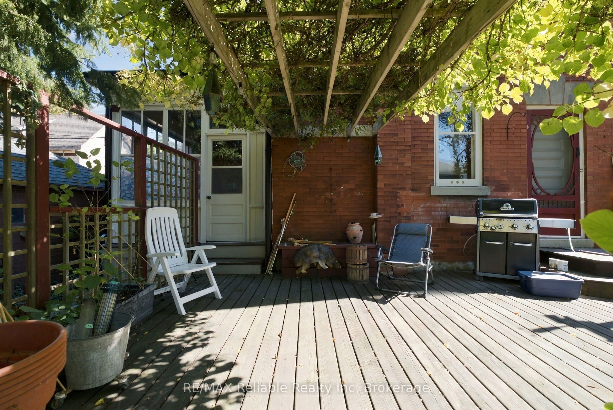19 Sparling Street Property Photo 11