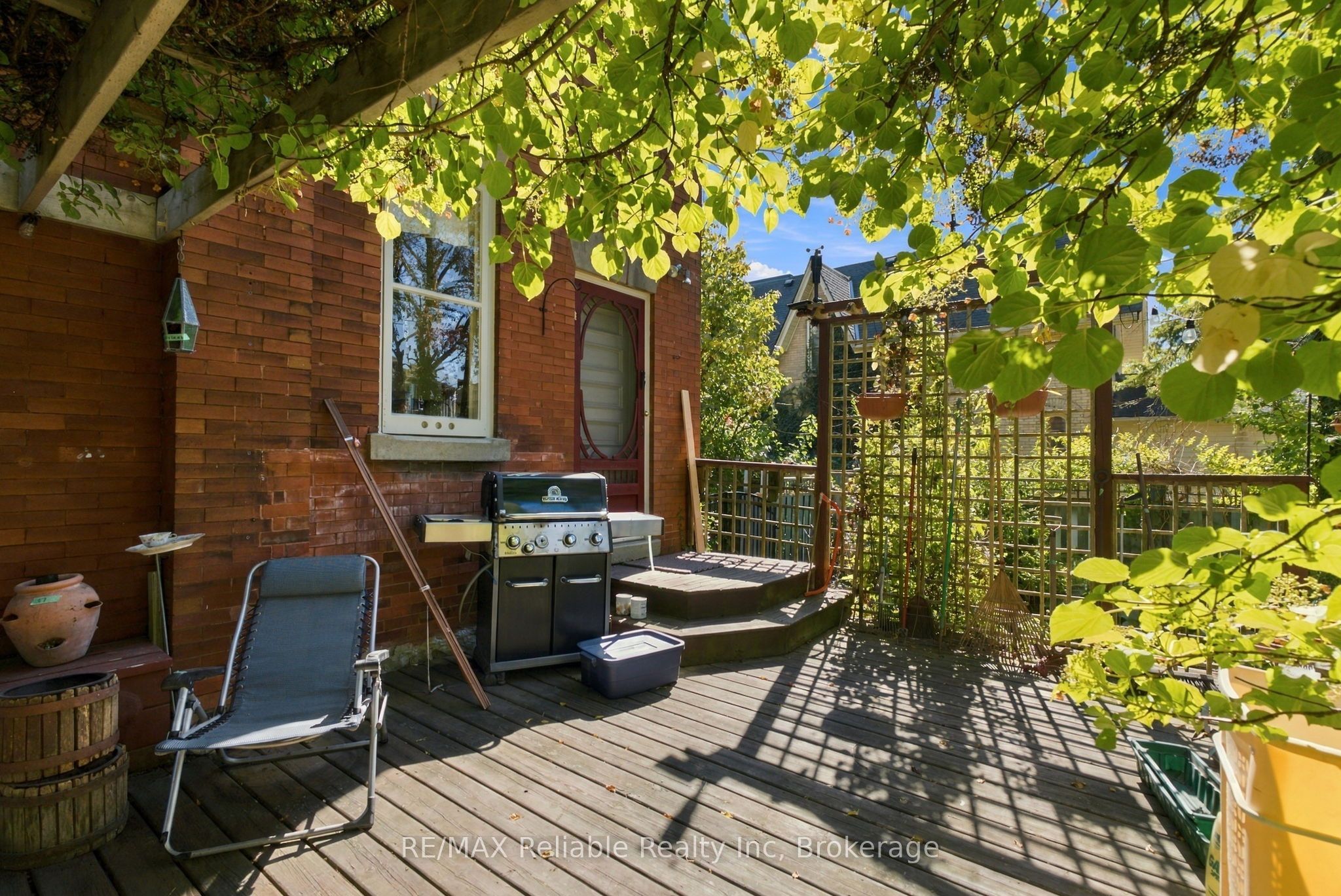 19 Sparling Street Property Photo 12