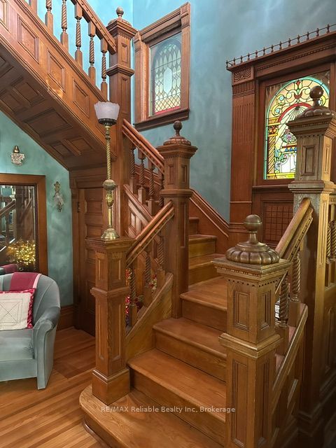 19 Sparling Street Property Photo 22