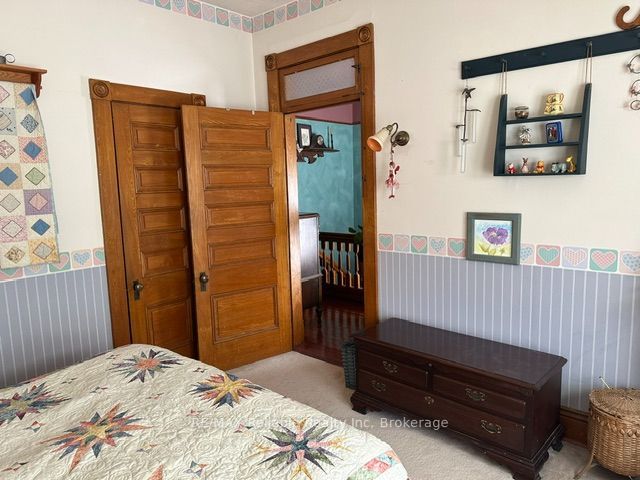 19 Sparling Street Property Photo 26