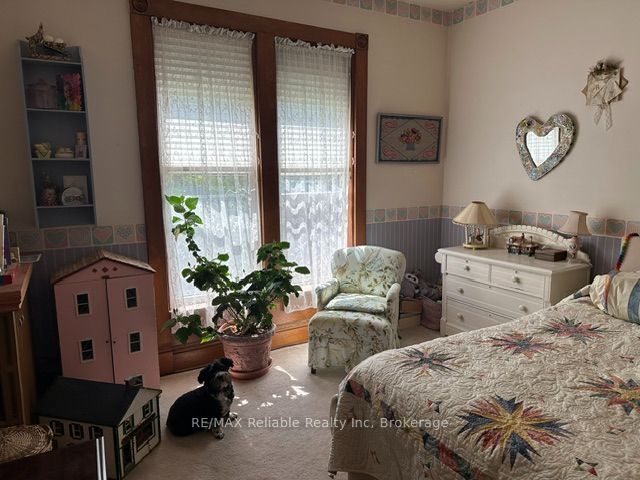 19 Sparling Street Property Photo 27